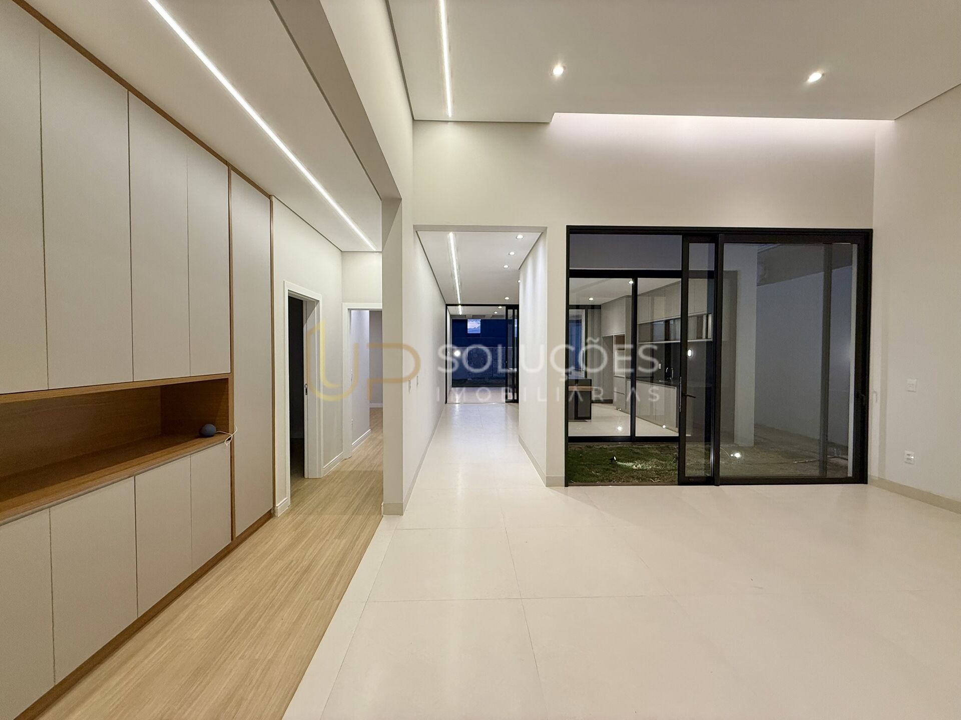 Casa de Condomínio à venda com 4 quartos, 247m² - Foto 16