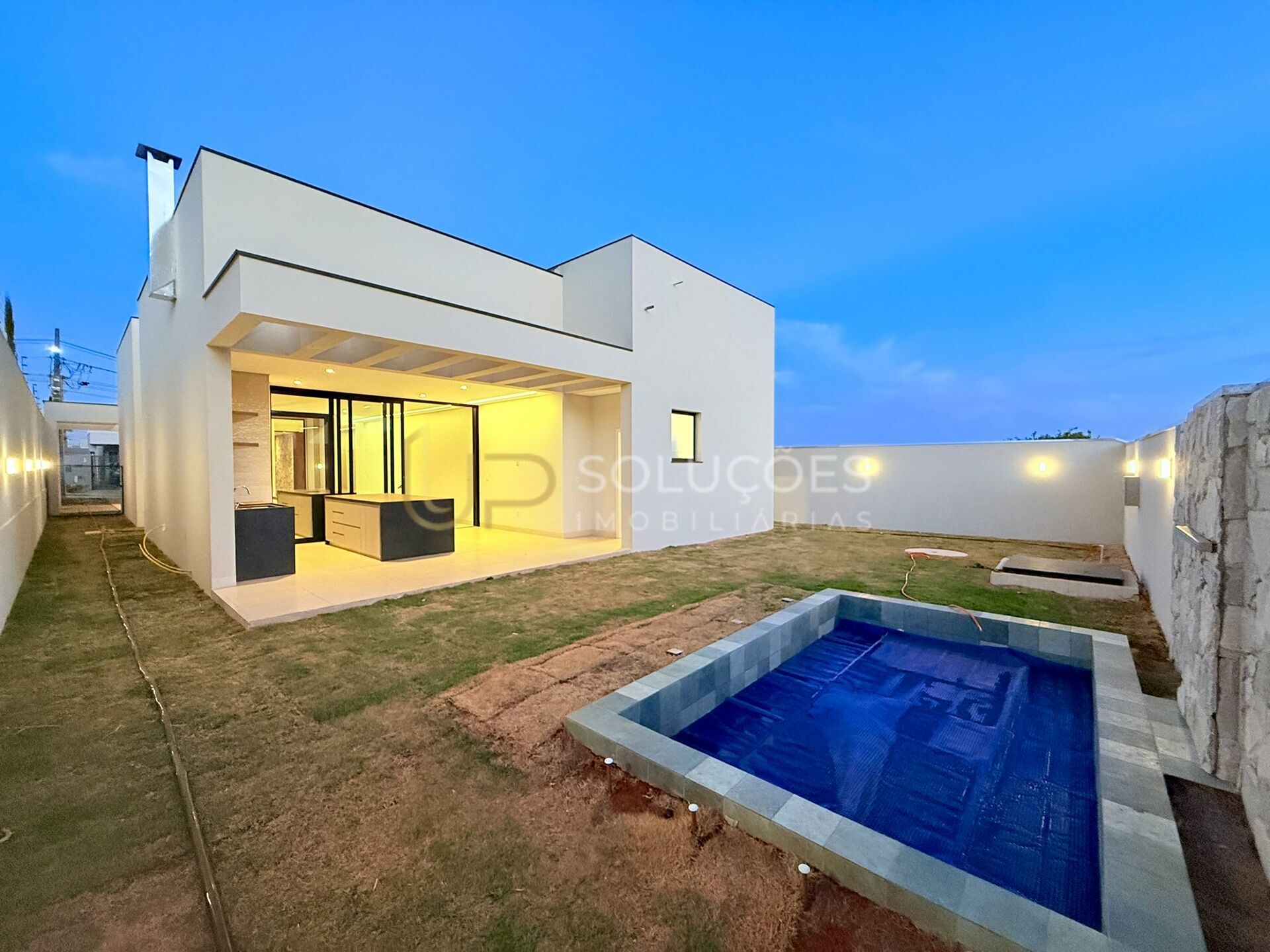 Casa de Condomínio à venda com 4 quartos, 247m² - Foto 7