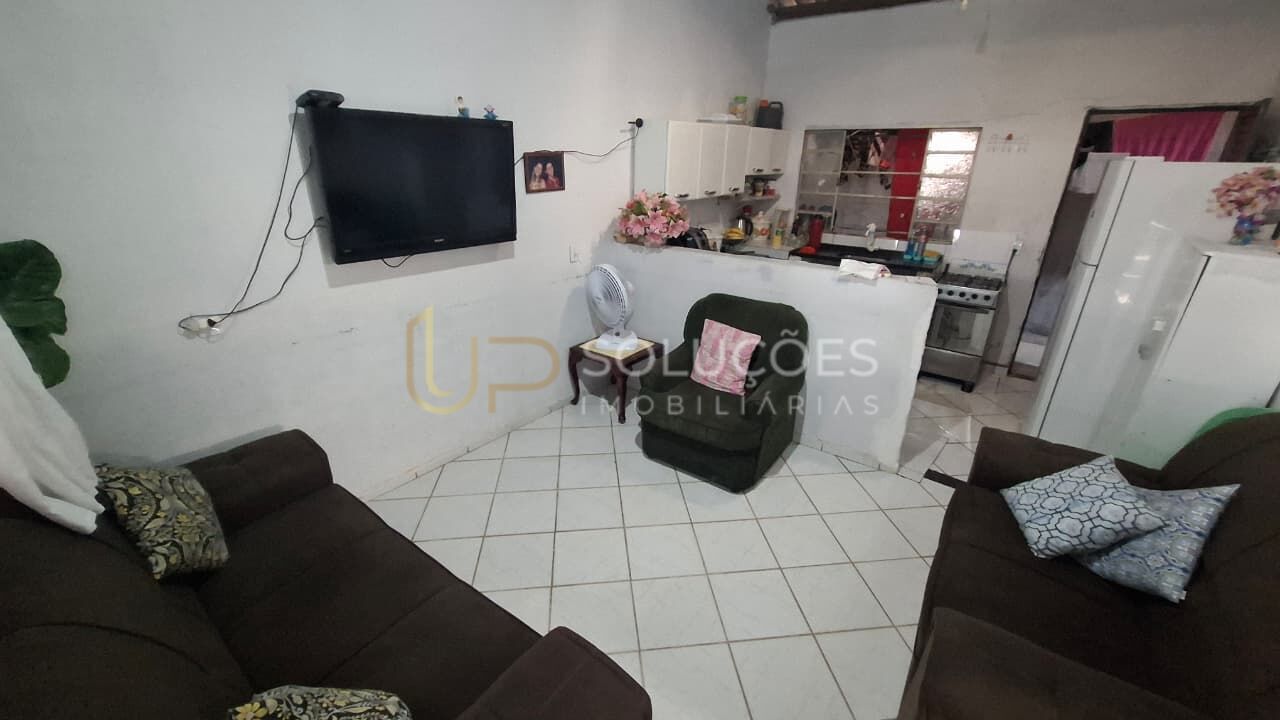 Casa, 3 quartos, 83 m² - Foto 1