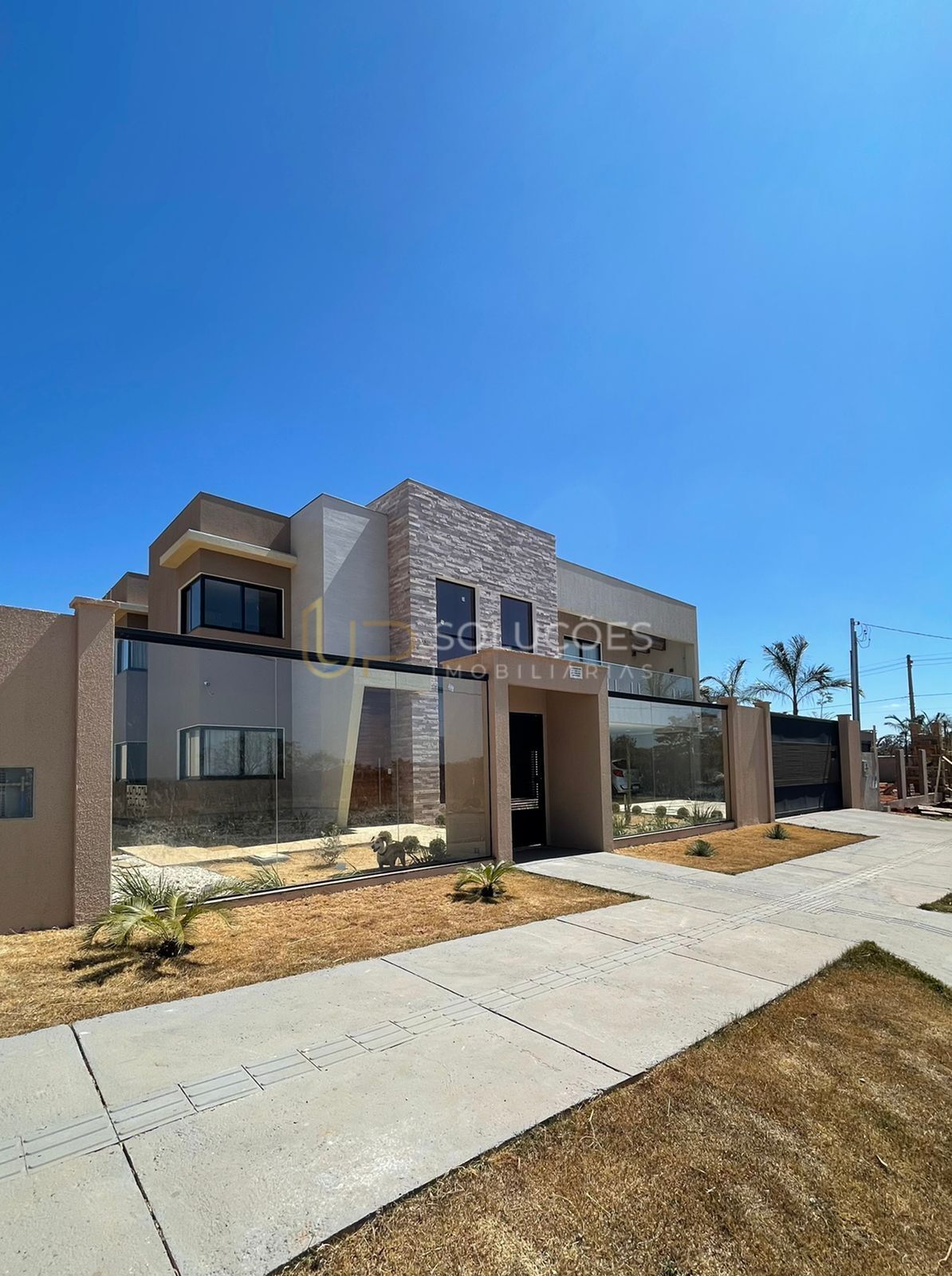 Sobrado, 3 quartos, 534 m² - Foto 2