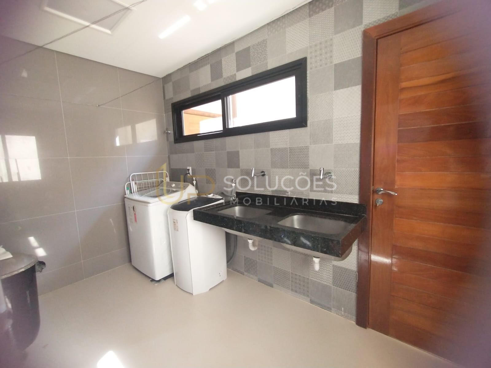 Sobrado, 3 quartos, 534 m² - Foto 6