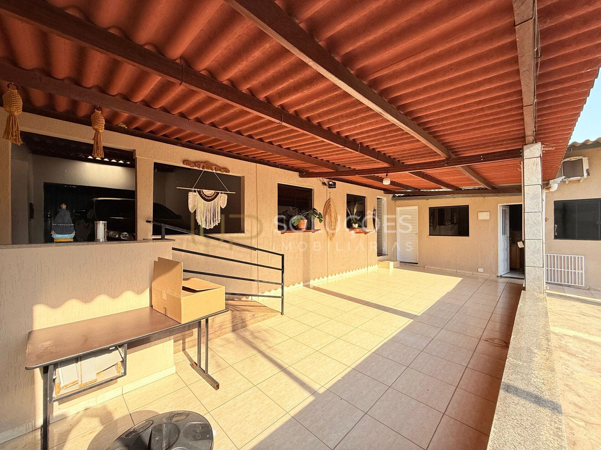 Casa, 5 quartos, 210 m² - Foto 2