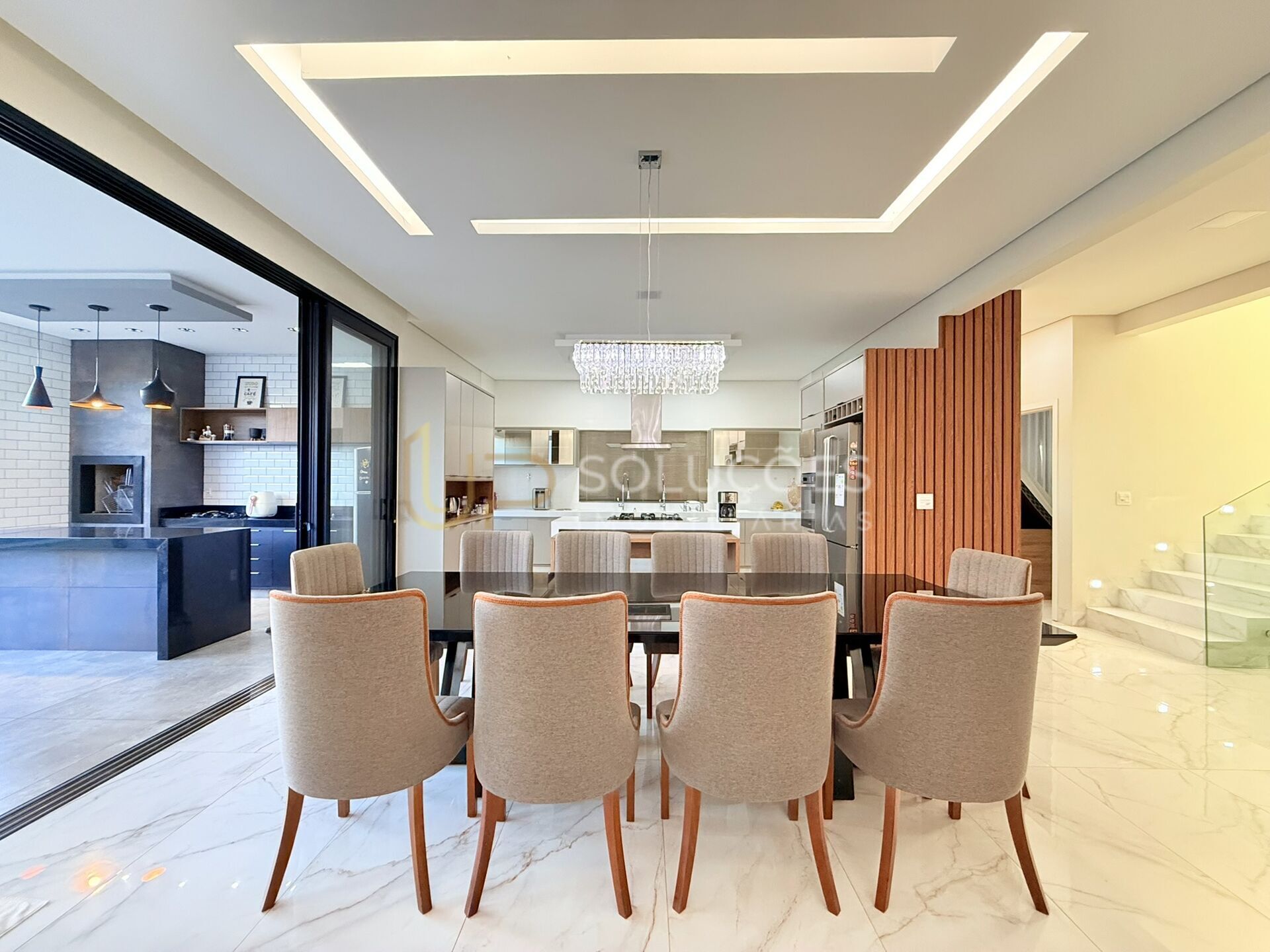 Sobrado à venda com 4 quartos, 337m² - Foto 5