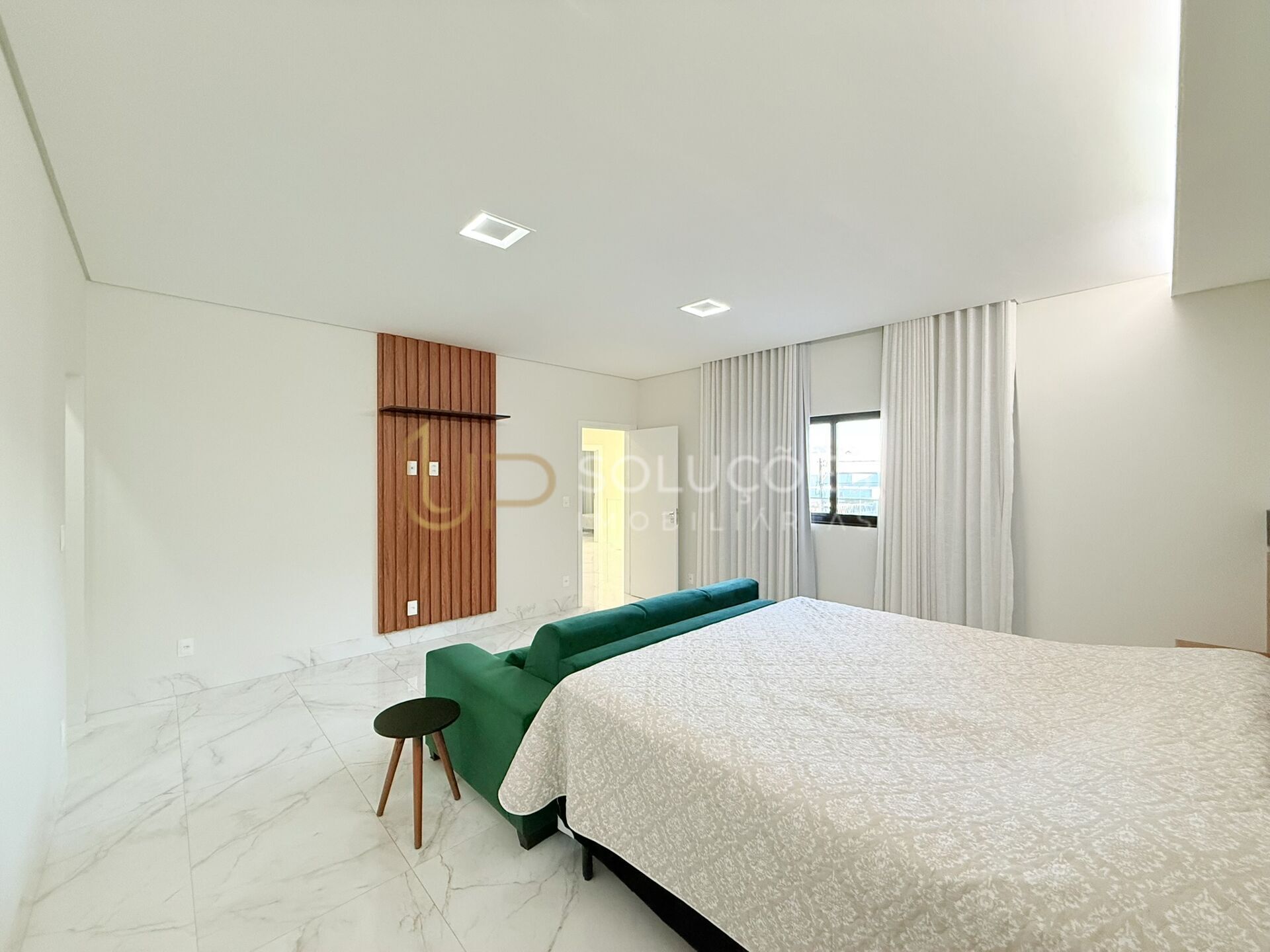 Sobrado à venda com 4 quartos, 337m² - Foto 19