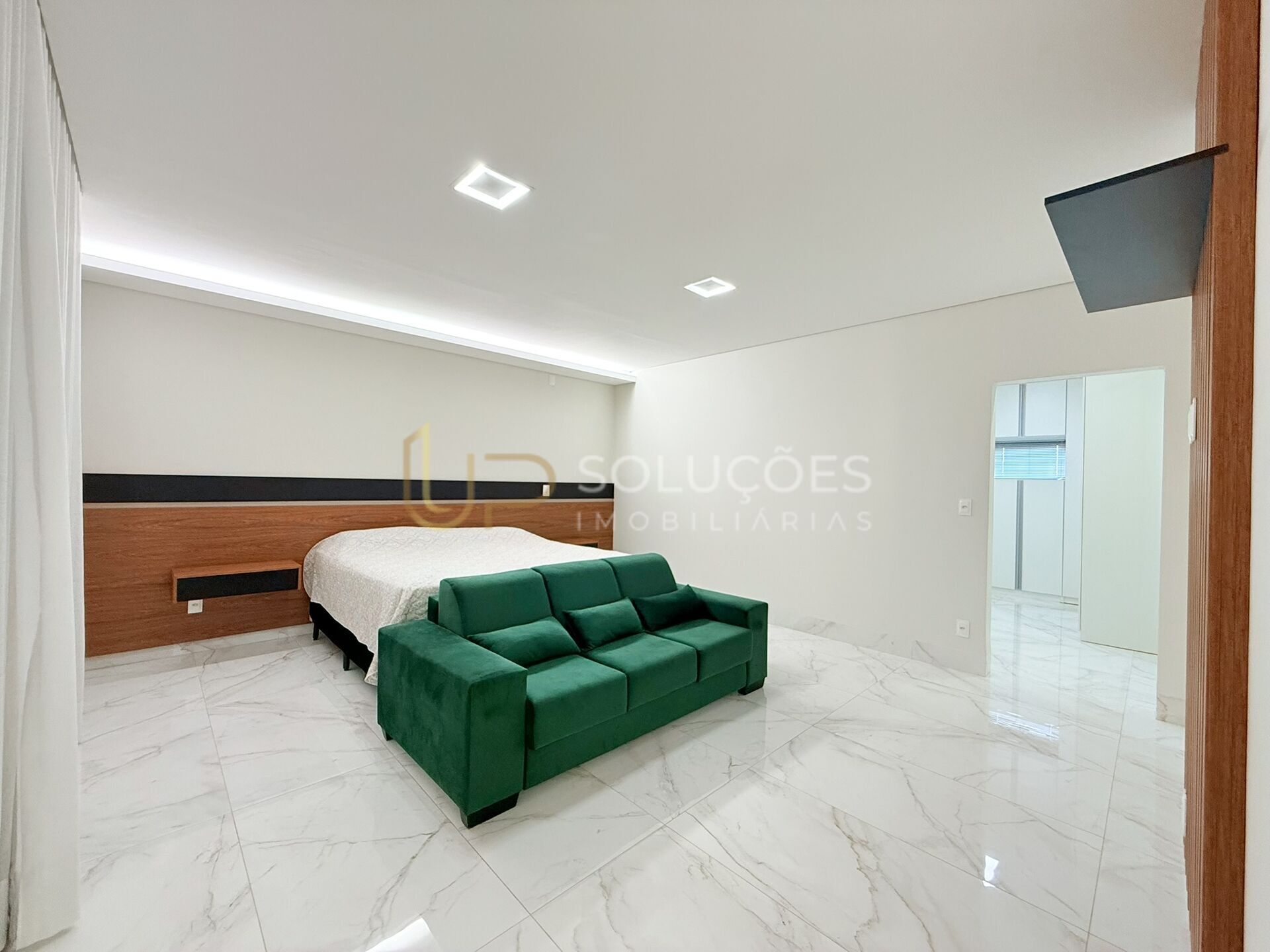 Sobrado à venda com 4 quartos, 337m² - Foto 18