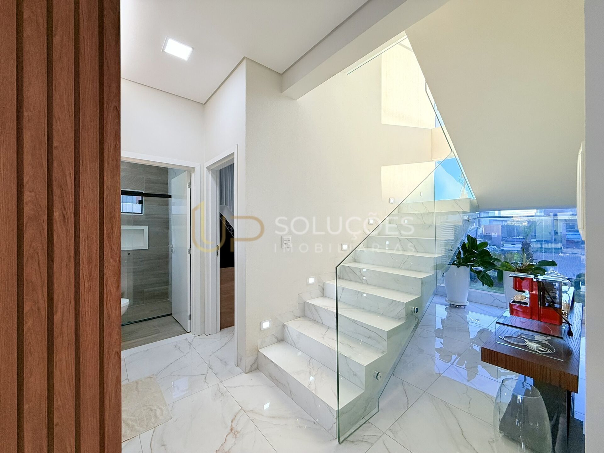 Sobrado à venda com 4 quartos, 337m² - Foto 13