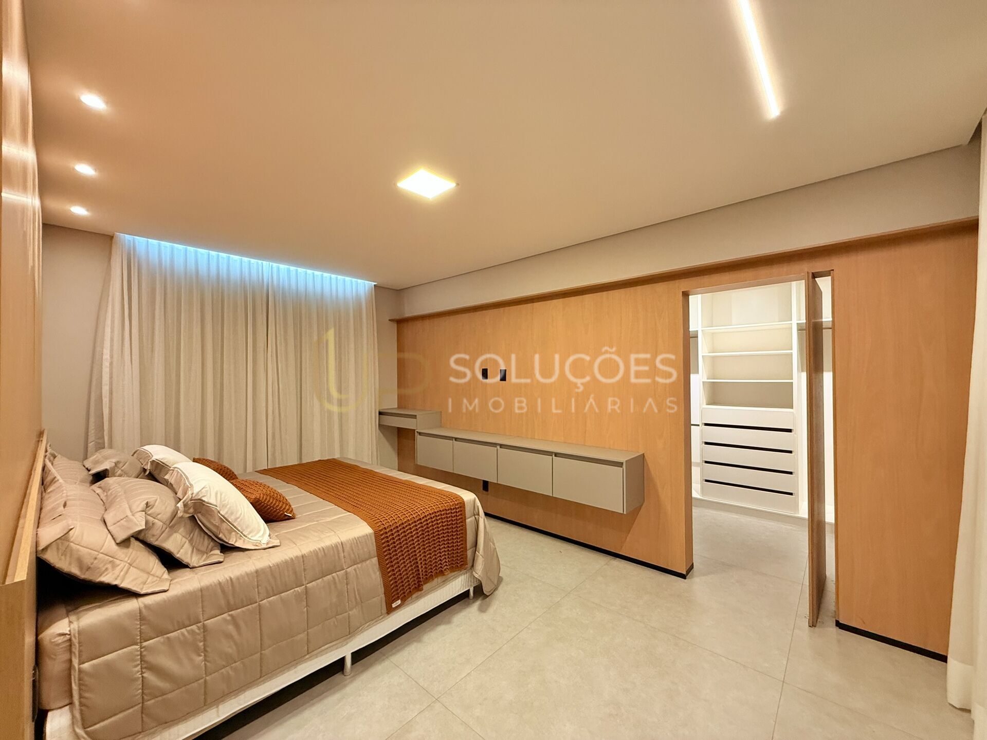 Casa de Condomínio à venda com 4 quartos, 250m² - Foto 32