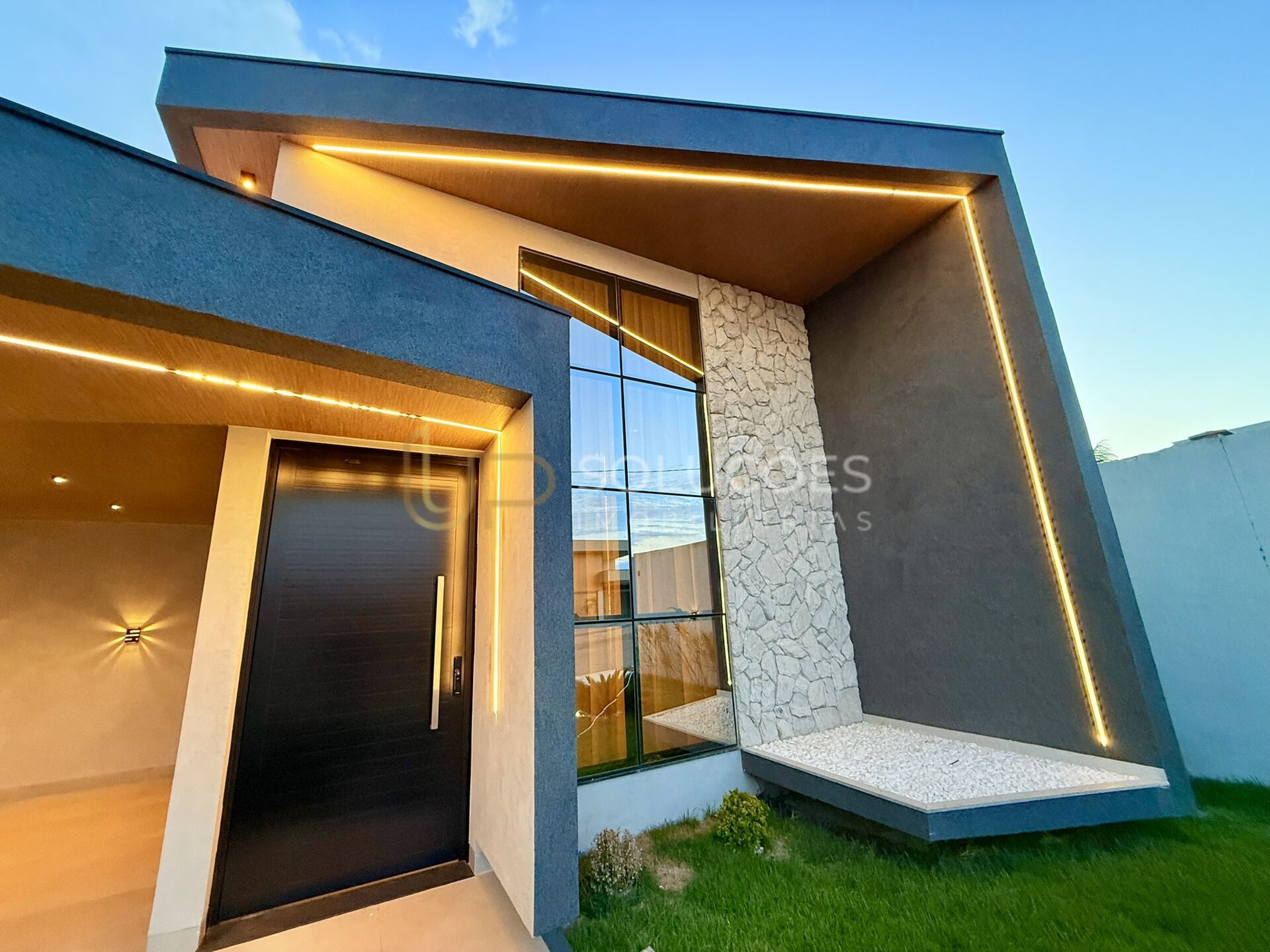 Casa de Condomínio à venda com 4 quartos, 250m² - Foto 5