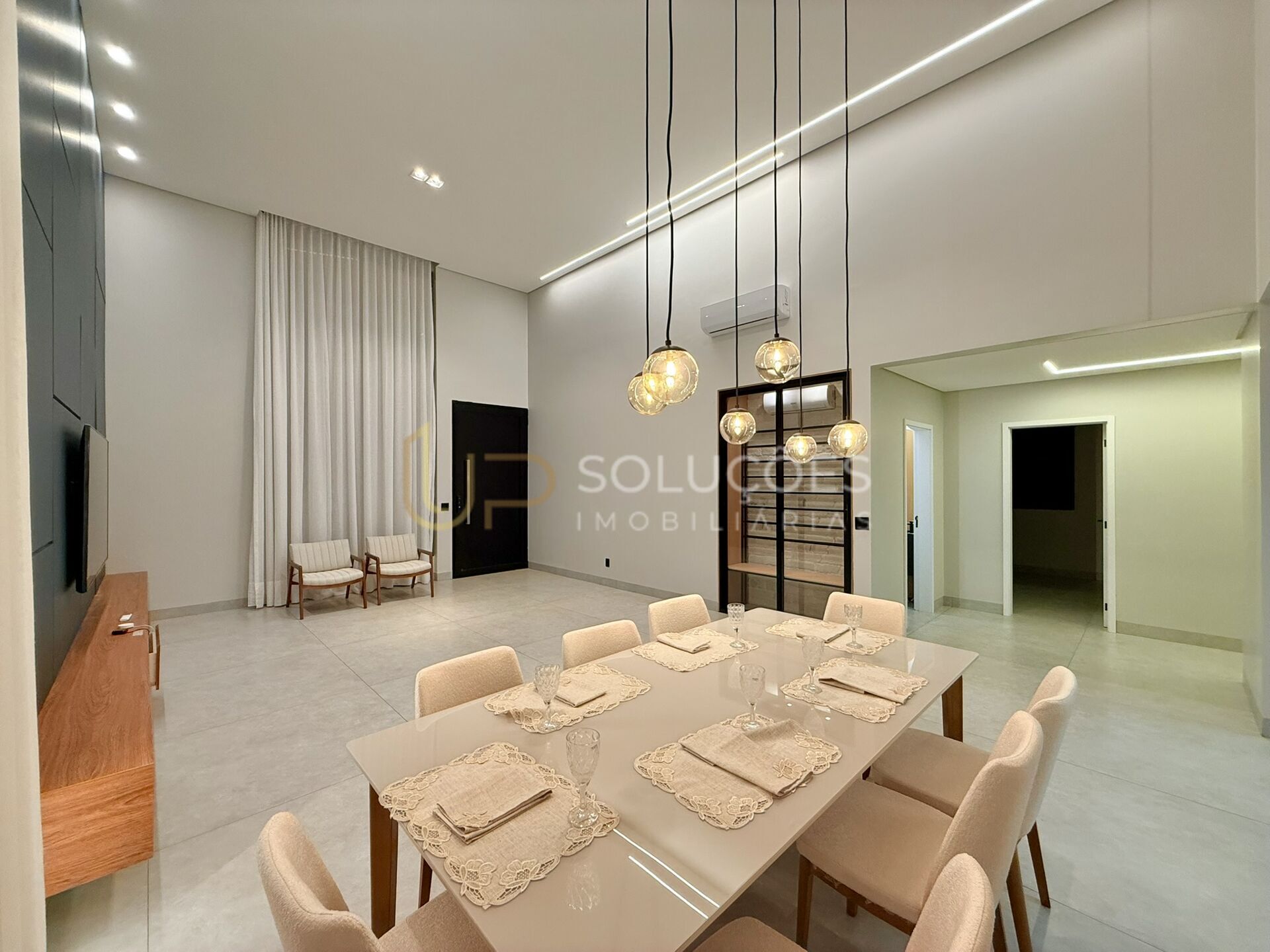 Casa de Condomínio à venda com 4 quartos, 250m² - Foto 9
