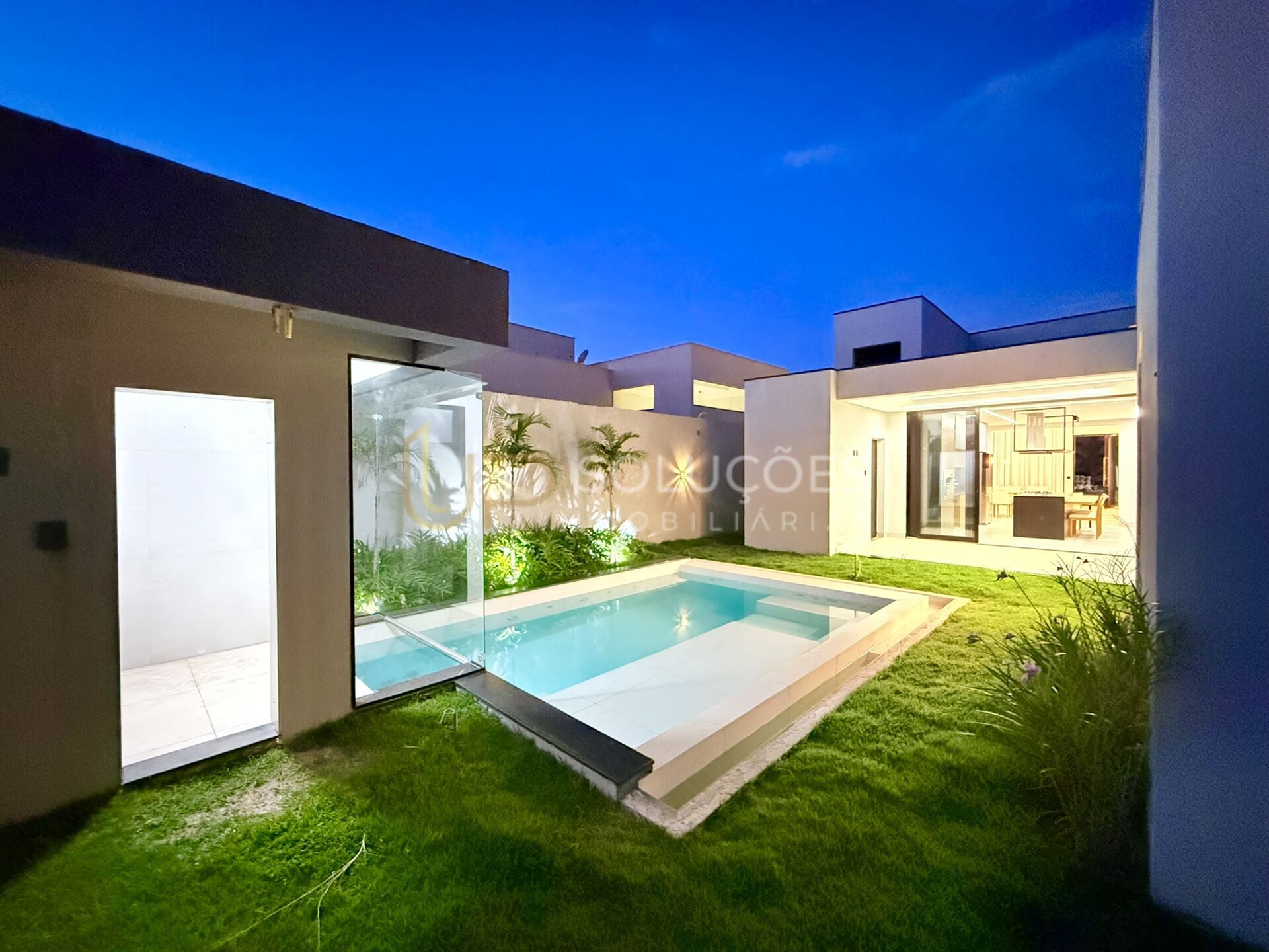 Casa de Condomínio à venda com 4 quartos, 250m² - Foto 43