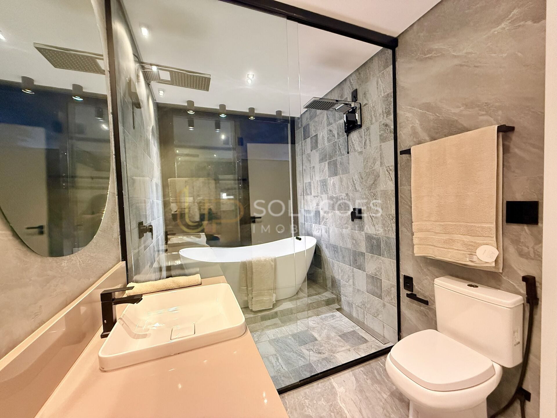 Casa de Condomínio à venda com 4 quartos, 250m² - Foto 26