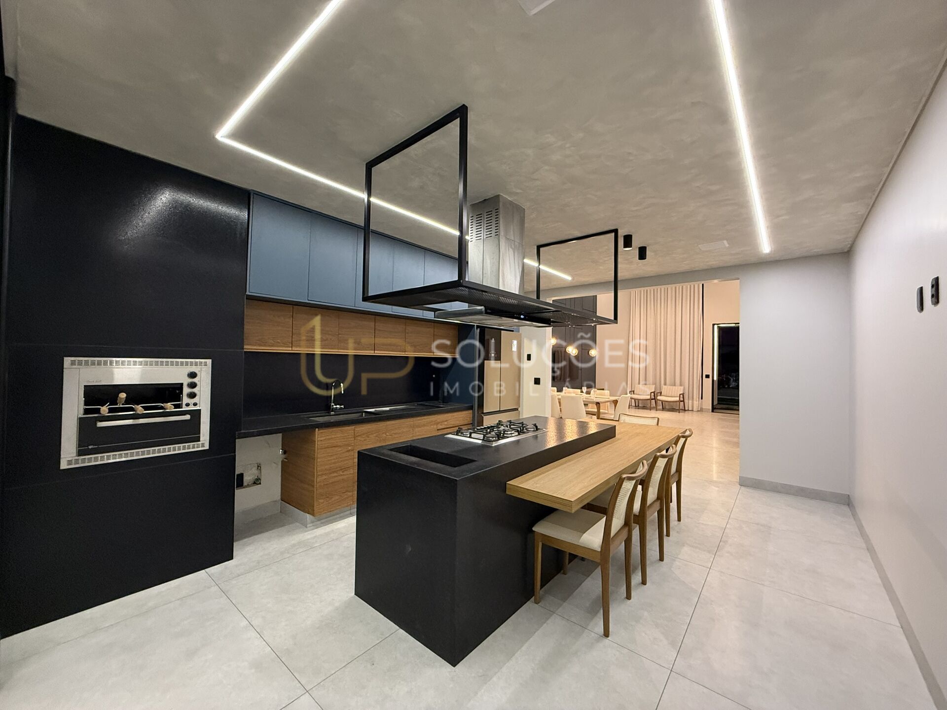Casa de Condomínio à venda com 4 quartos, 250m² - Foto 17