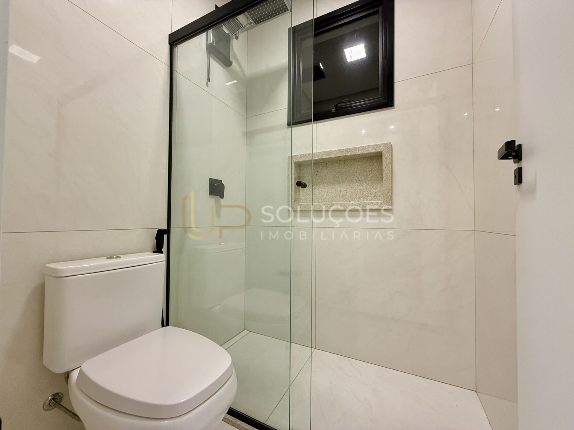 Casa de Condomínio à venda com 4 quartos, 250m² - Foto 38