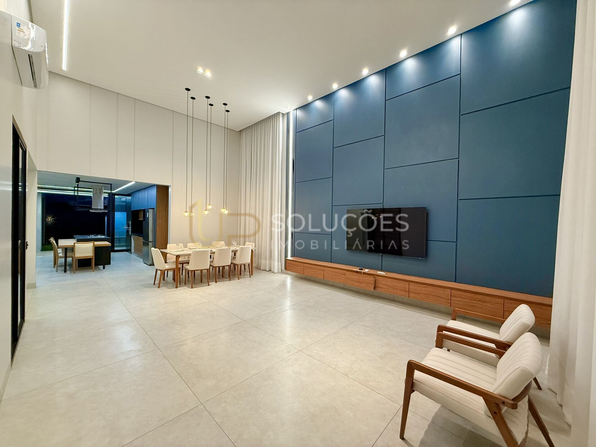 Casa de Condomínio à venda com 4 quartos, 250m² - Foto 6