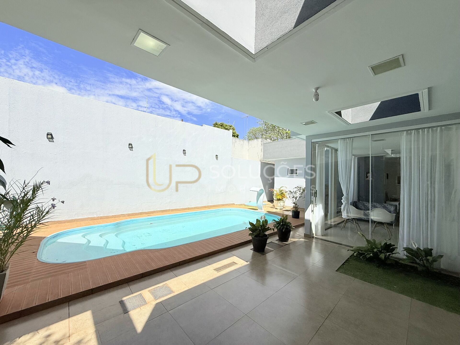 Casa, 3 quartos, 252 m² - Foto 31