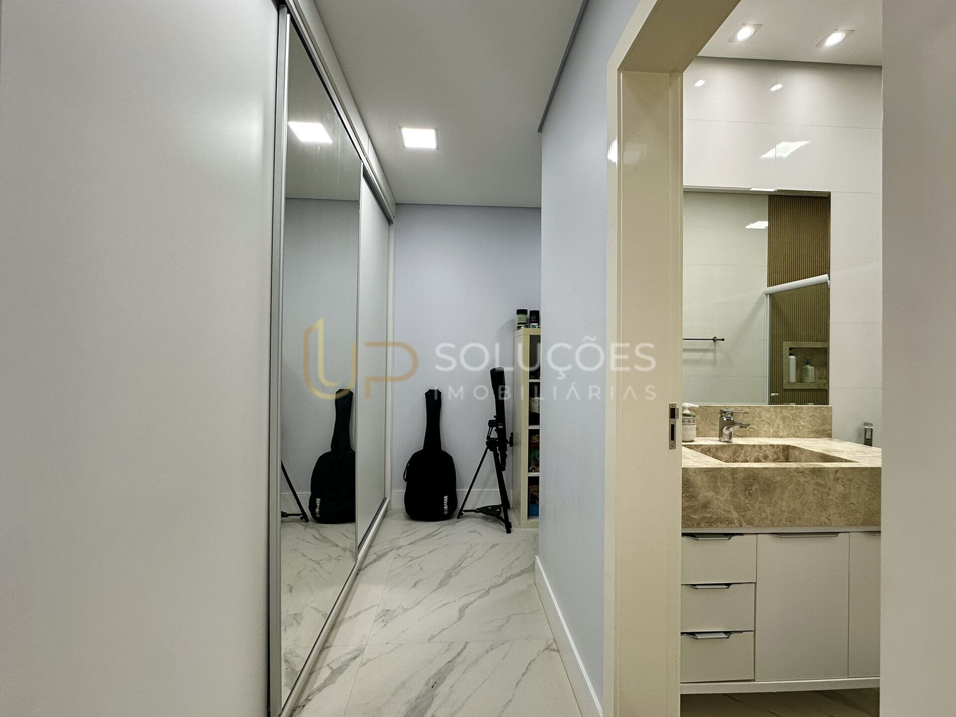 Casa, 4 quartos, 336 m² - Foto 35