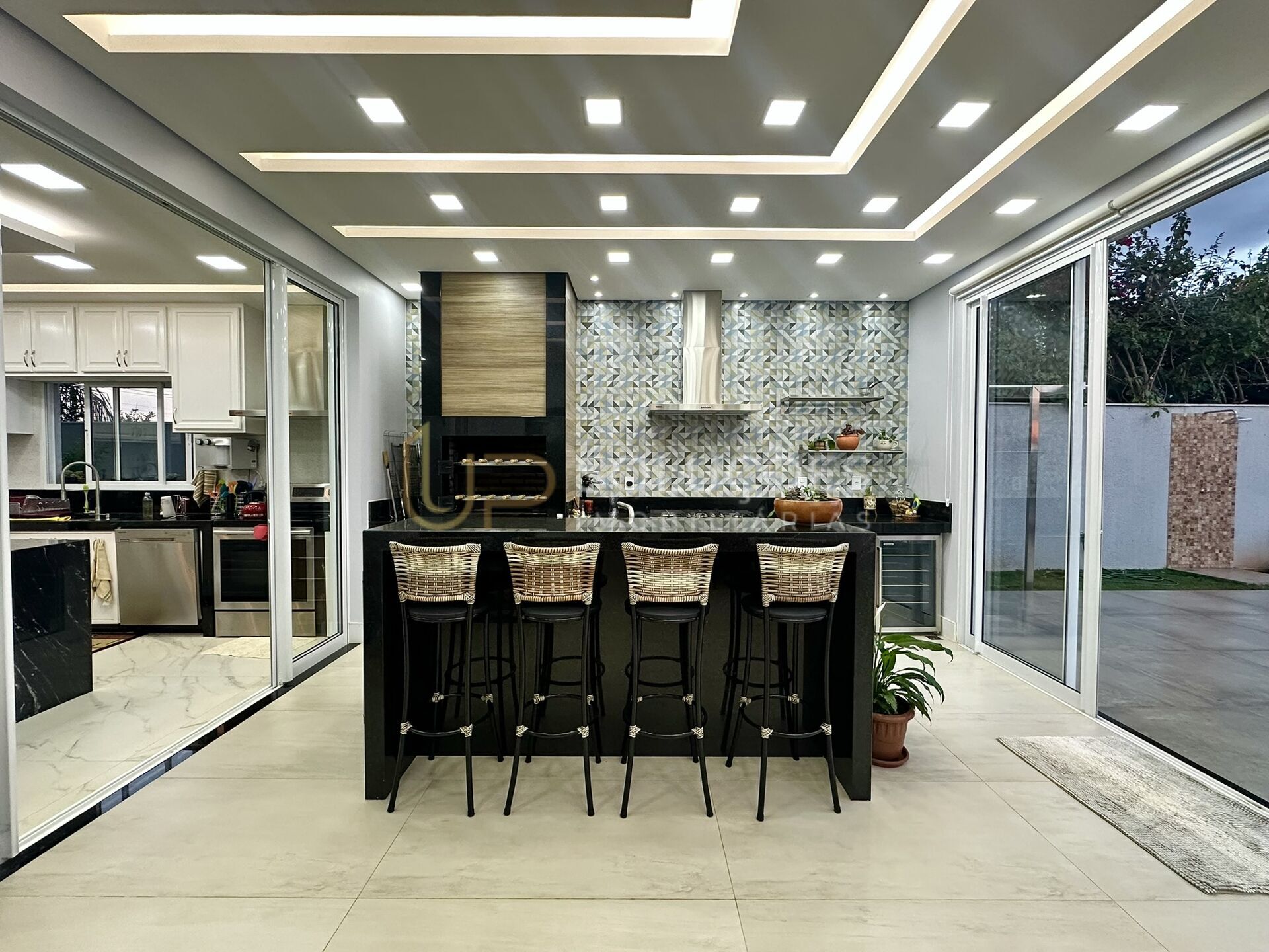 Casa, 4 quartos, 336 m² - Foto 3