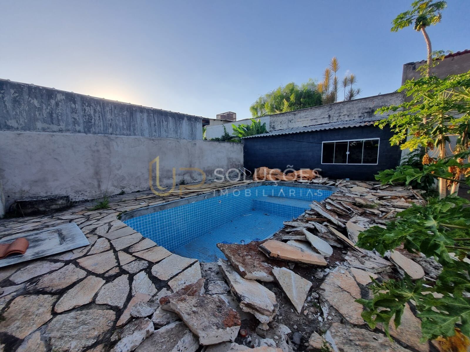 Casa de Condomínio para alugar com 3 quartos, 180m² - Foto 14