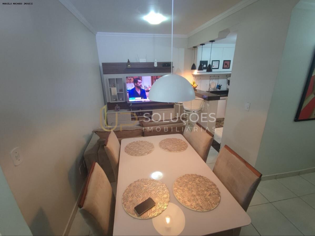 Apartamento à venda com 2 quartos, 45m² - Foto 3