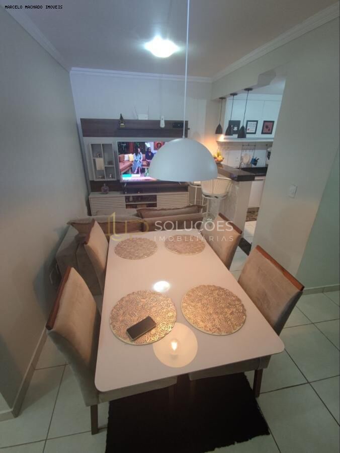 Apartamento à venda com 2 quartos, 45m² - Foto 2