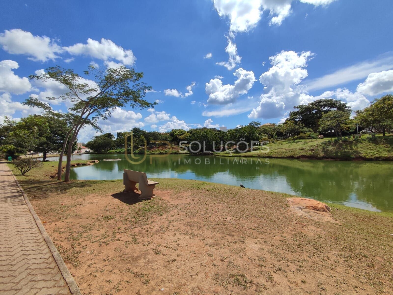 Casa de Condomínio à venda com 4 quartos, 240m² - Foto 45