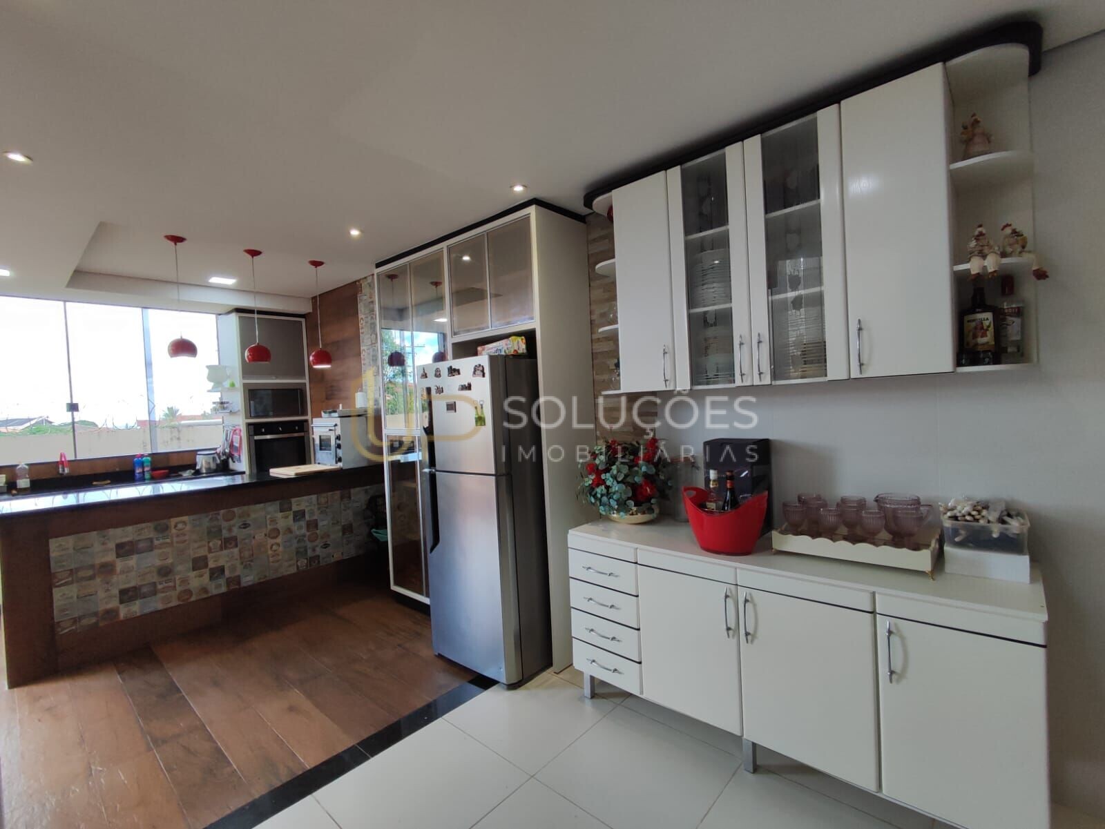 Casa de Condomínio à venda com 4 quartos, 240m² - Foto 10