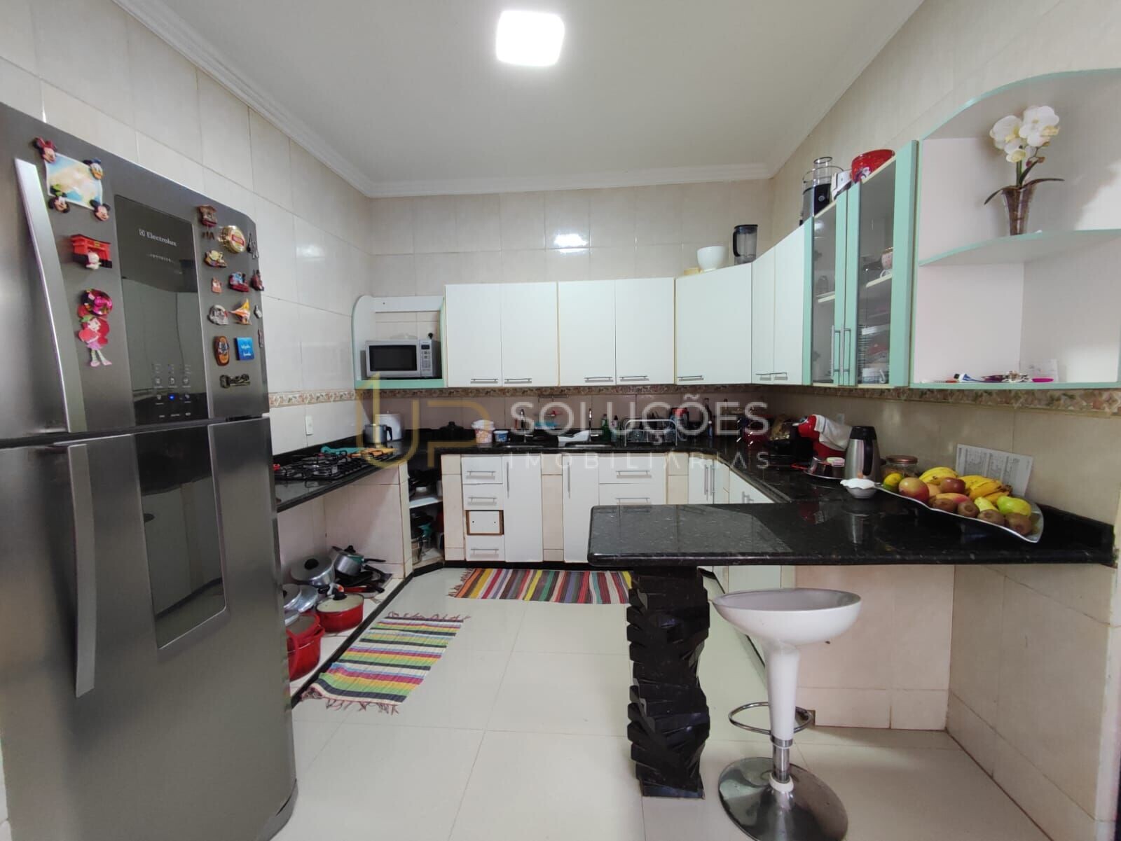Casa de Condomínio à venda com 4 quartos, 240m² - Foto 9