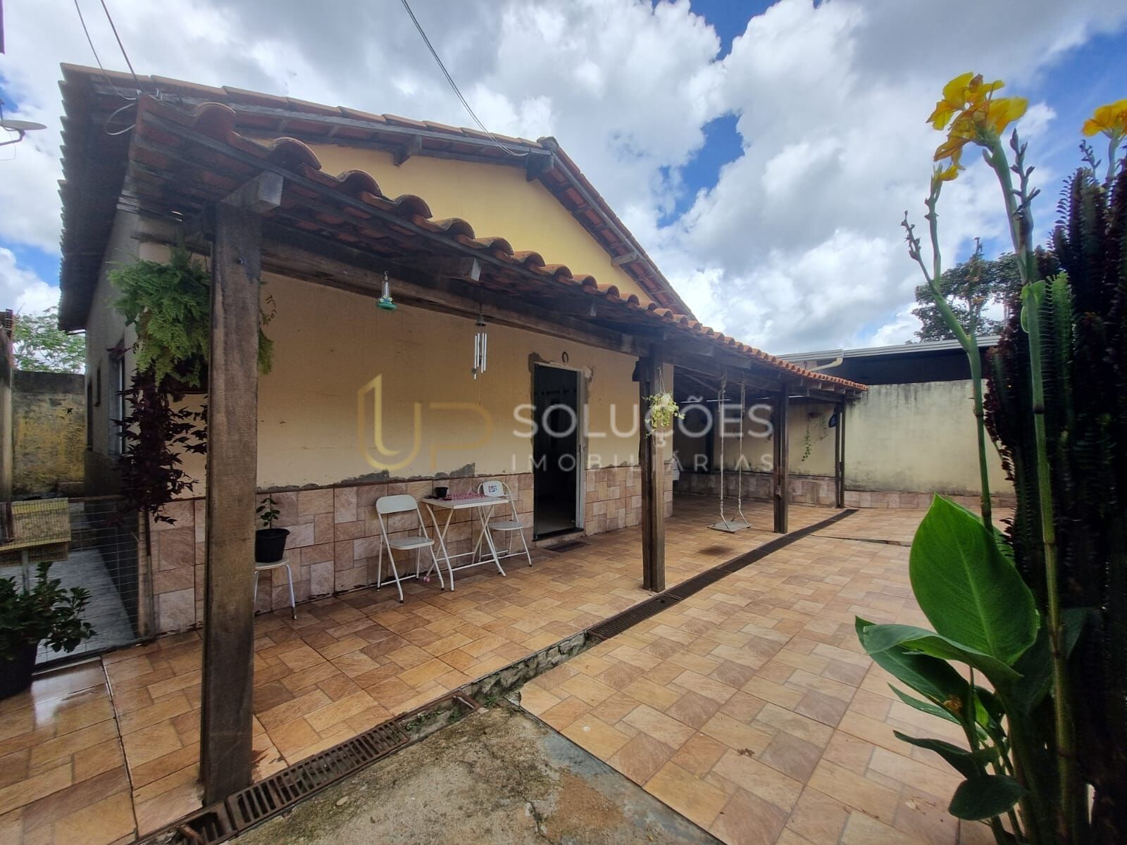 Casa, 2 quartos, 160 m² - Foto 1