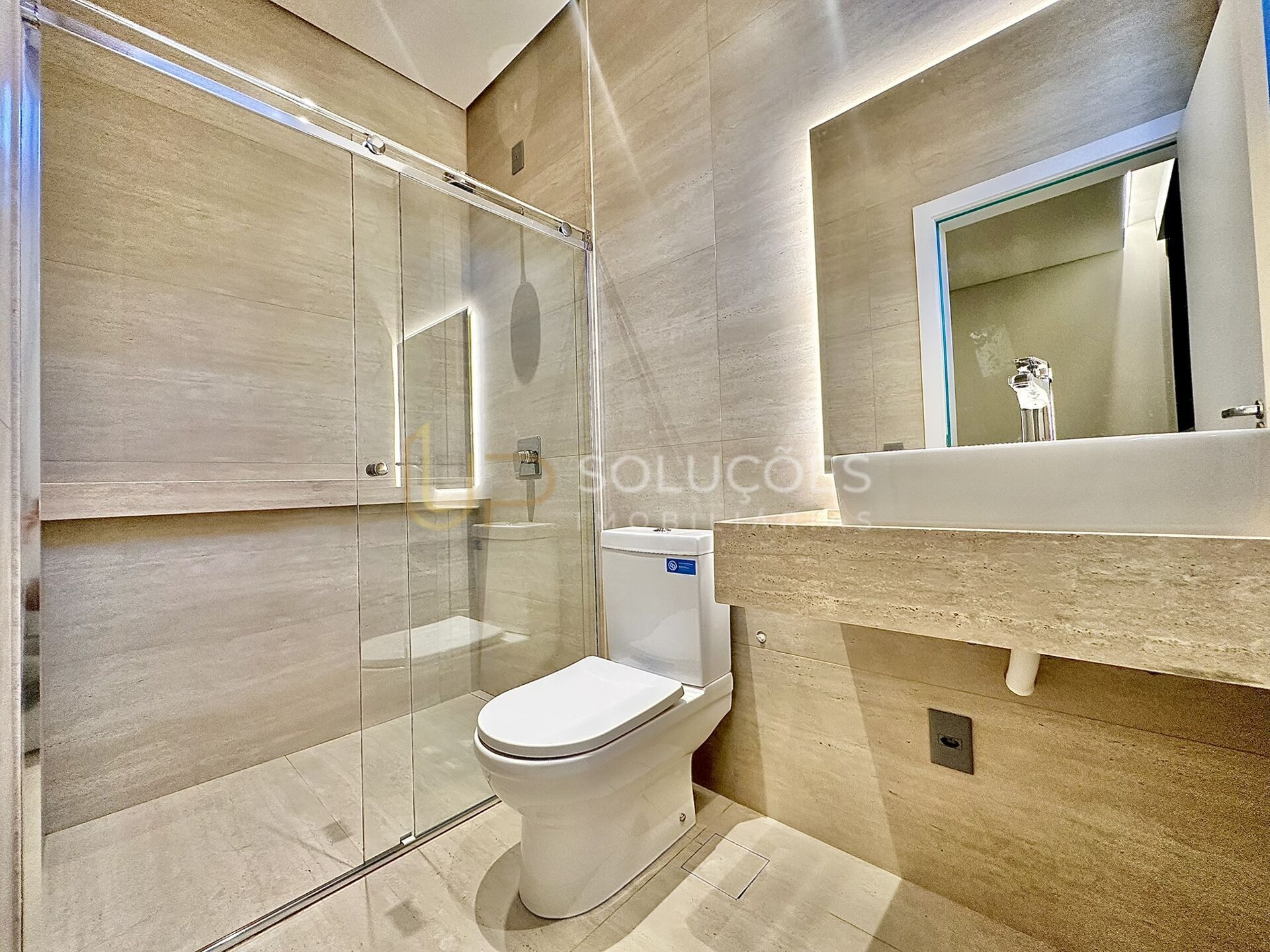 Casa de Condomínio à venda com 4 quartos, 247m² - Foto 21