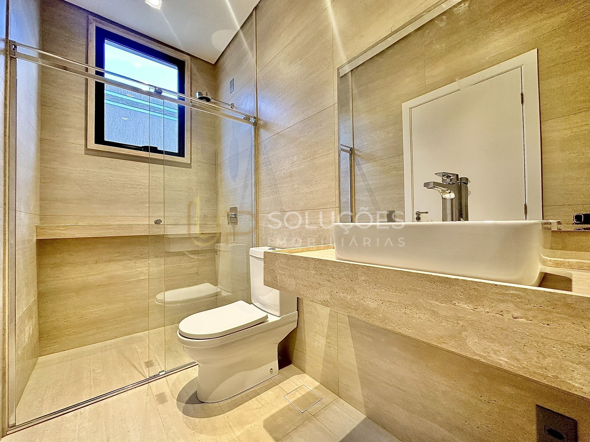 Casa de Condomínio à venda com 4 quartos, 247m² - Foto 23