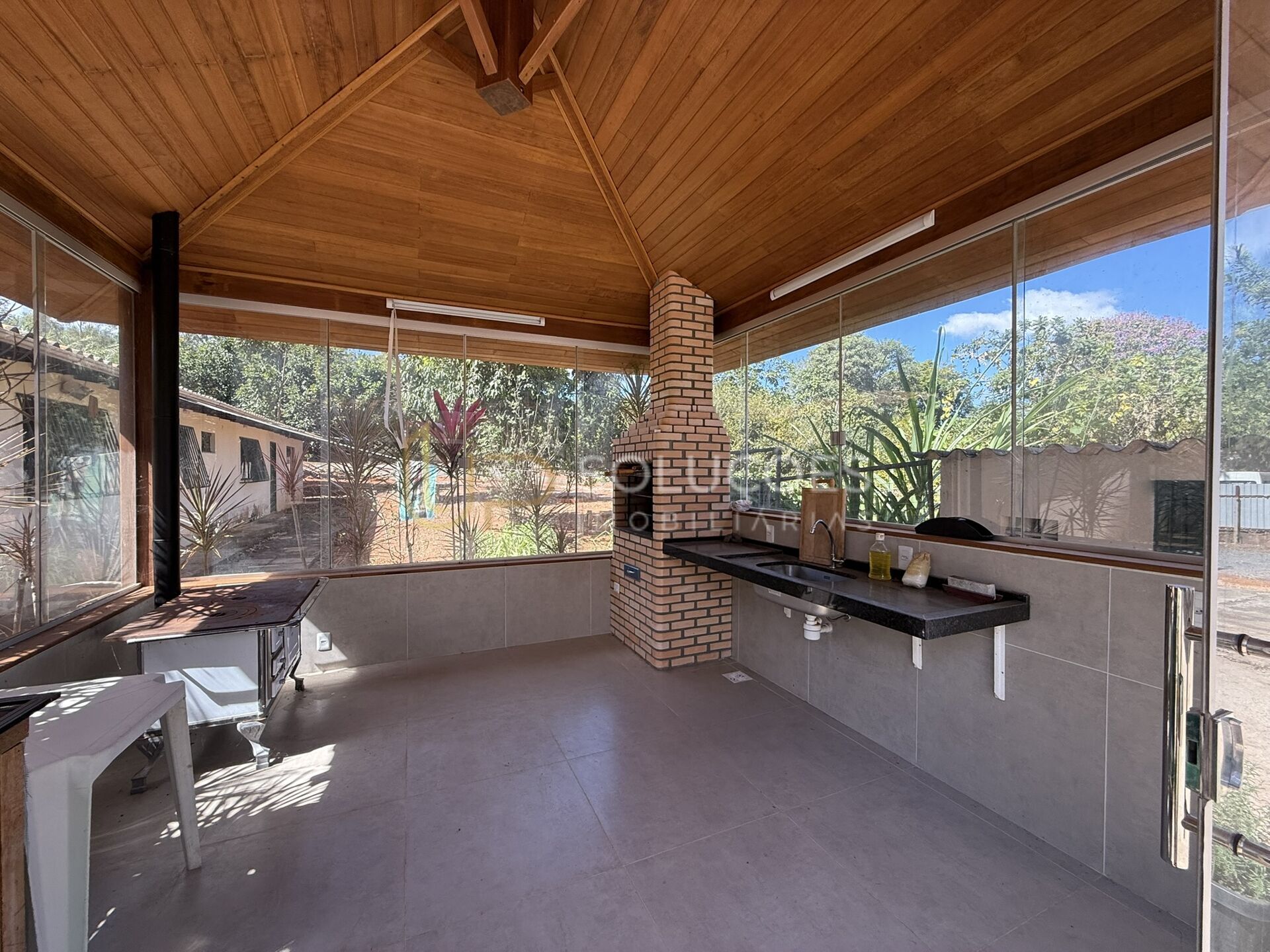 Chácara, 5 quartos, 6400 m² - Foto 10