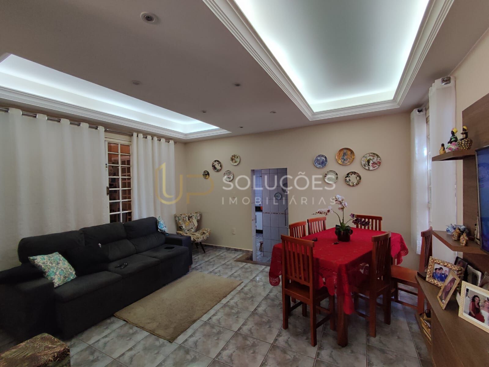 Casa, 4 quartos, 266 m² - Foto 4