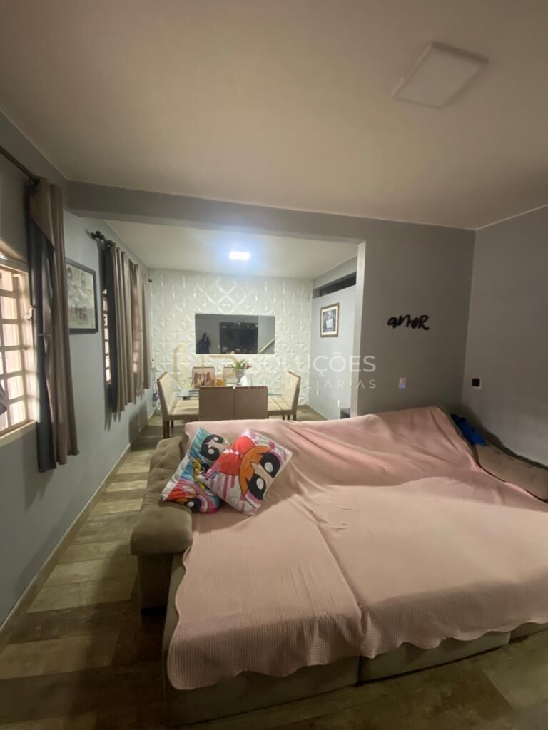 Casa, 6 quartos, 260 m² - Foto 3