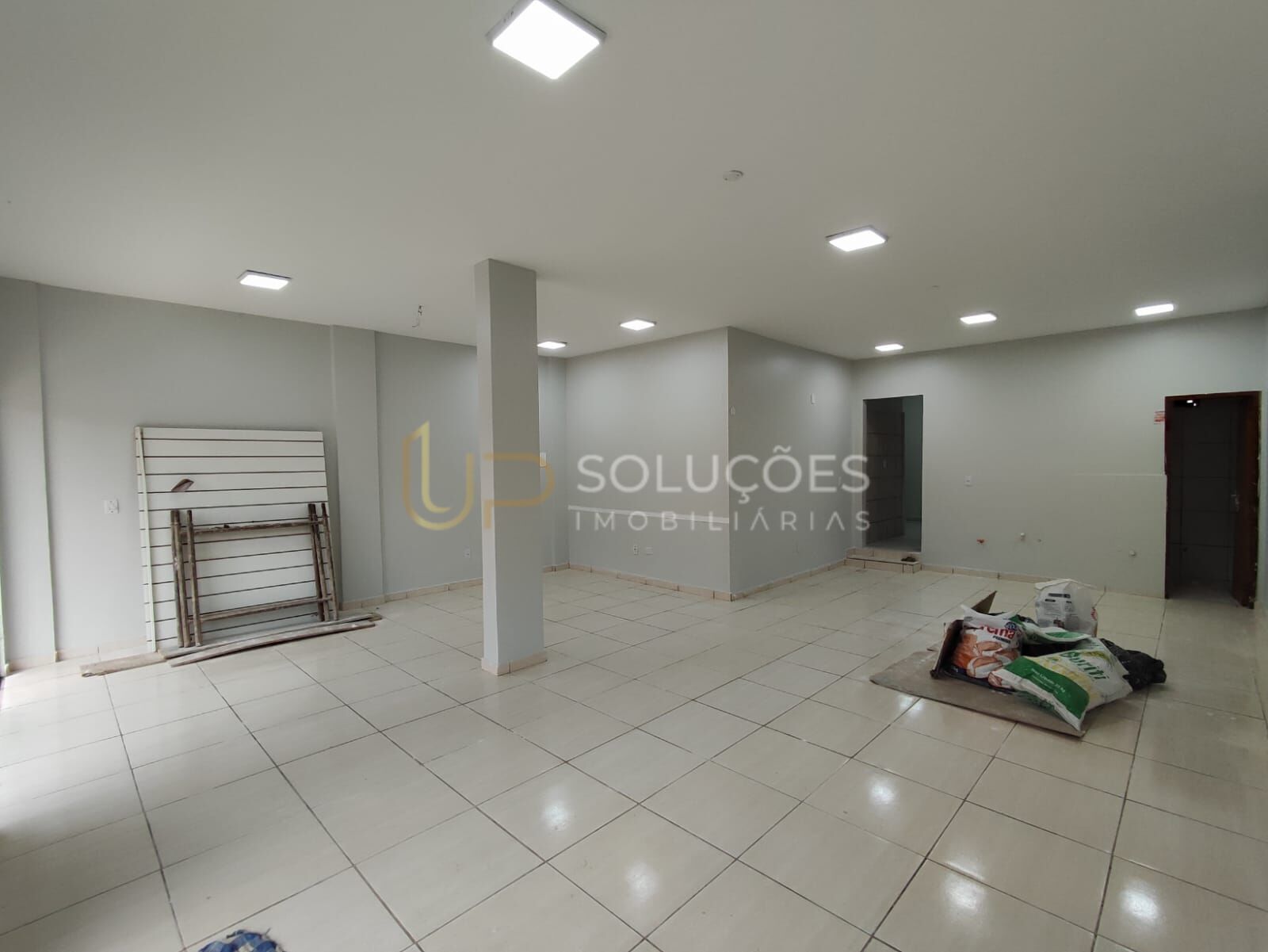 Loja-Salão, 70 m² - Foto 11