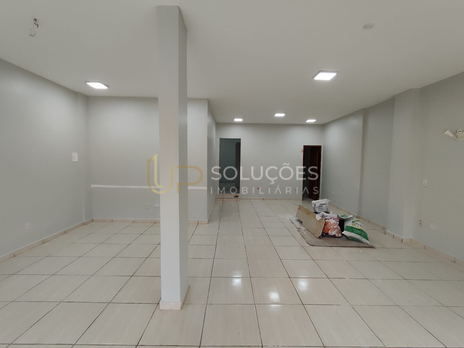 Loja-Salão, 70 m² - Foto 12