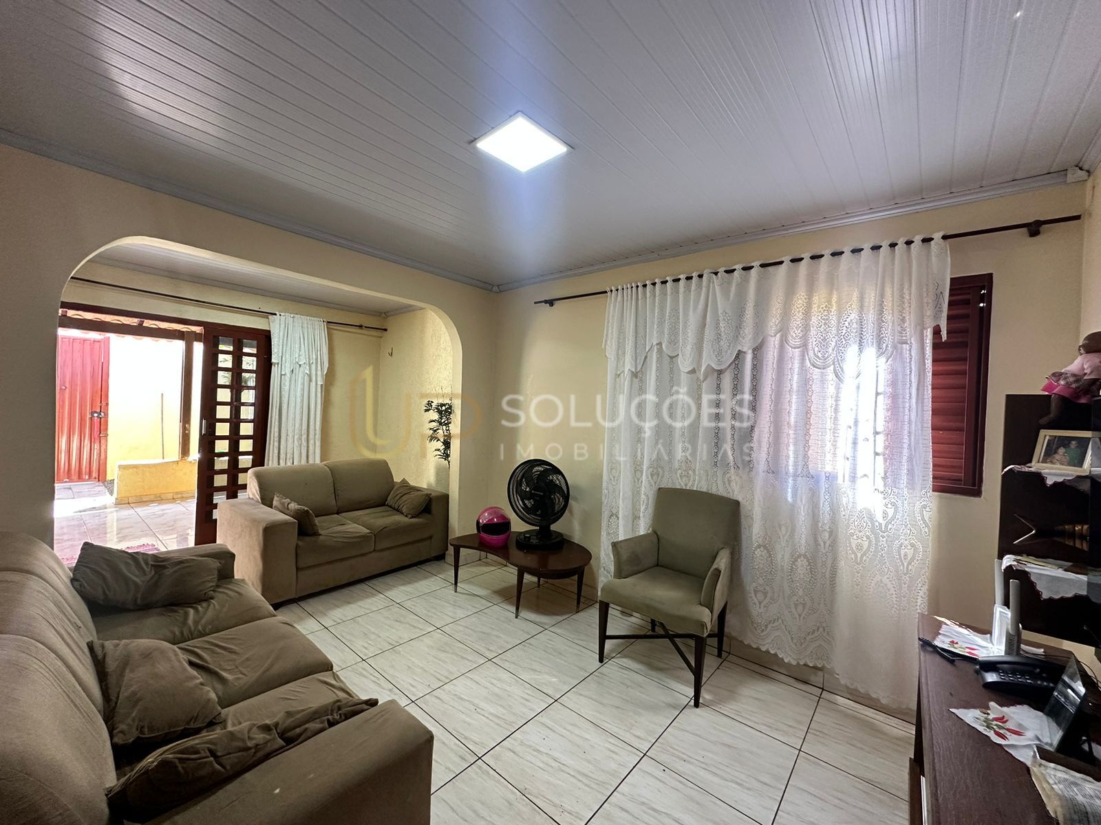 Casa, 2 quartos, 130 m² - Foto 1