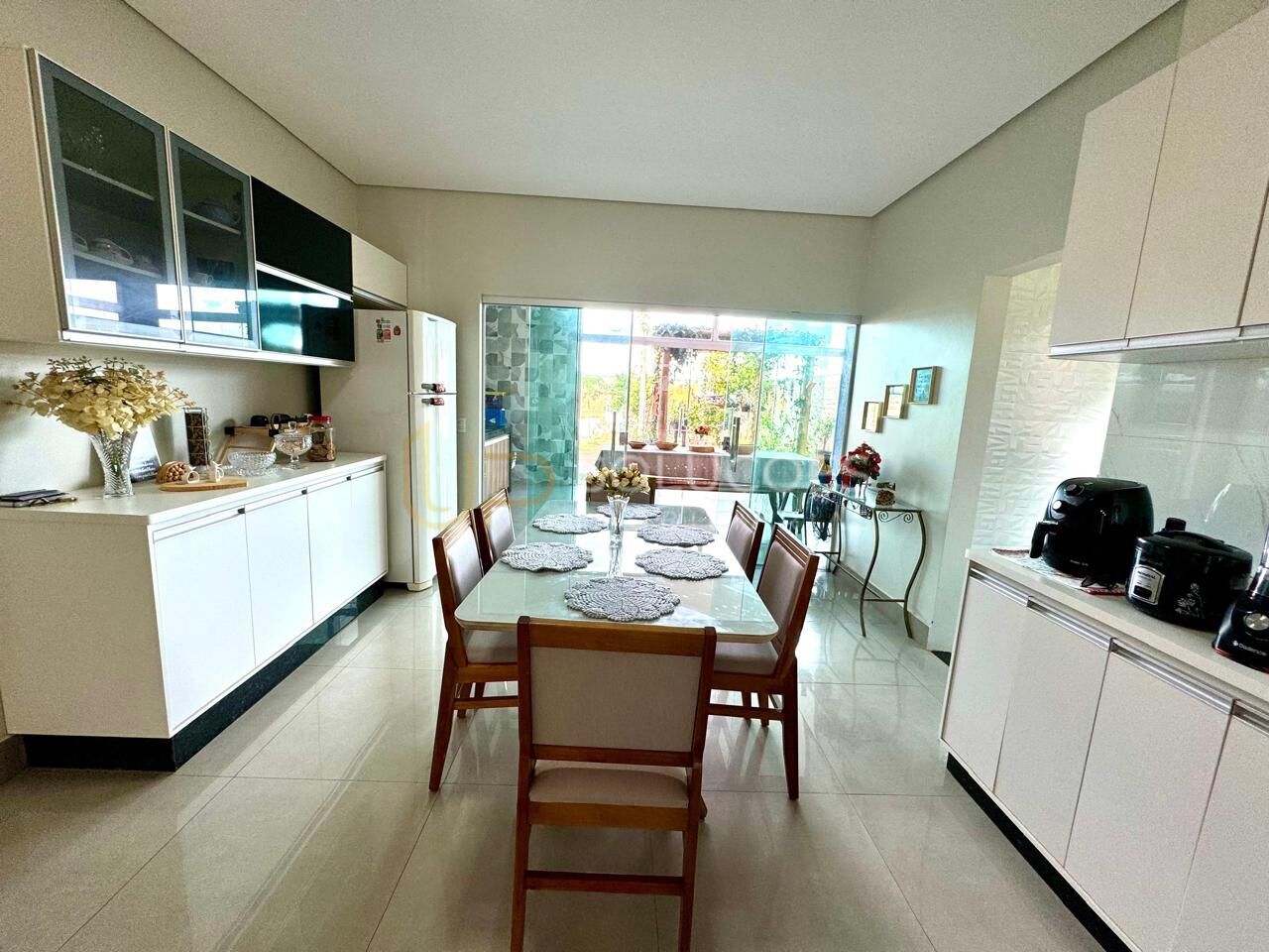 Casa de Condomínio à venda com 3 quartos, 183m² - Foto 6