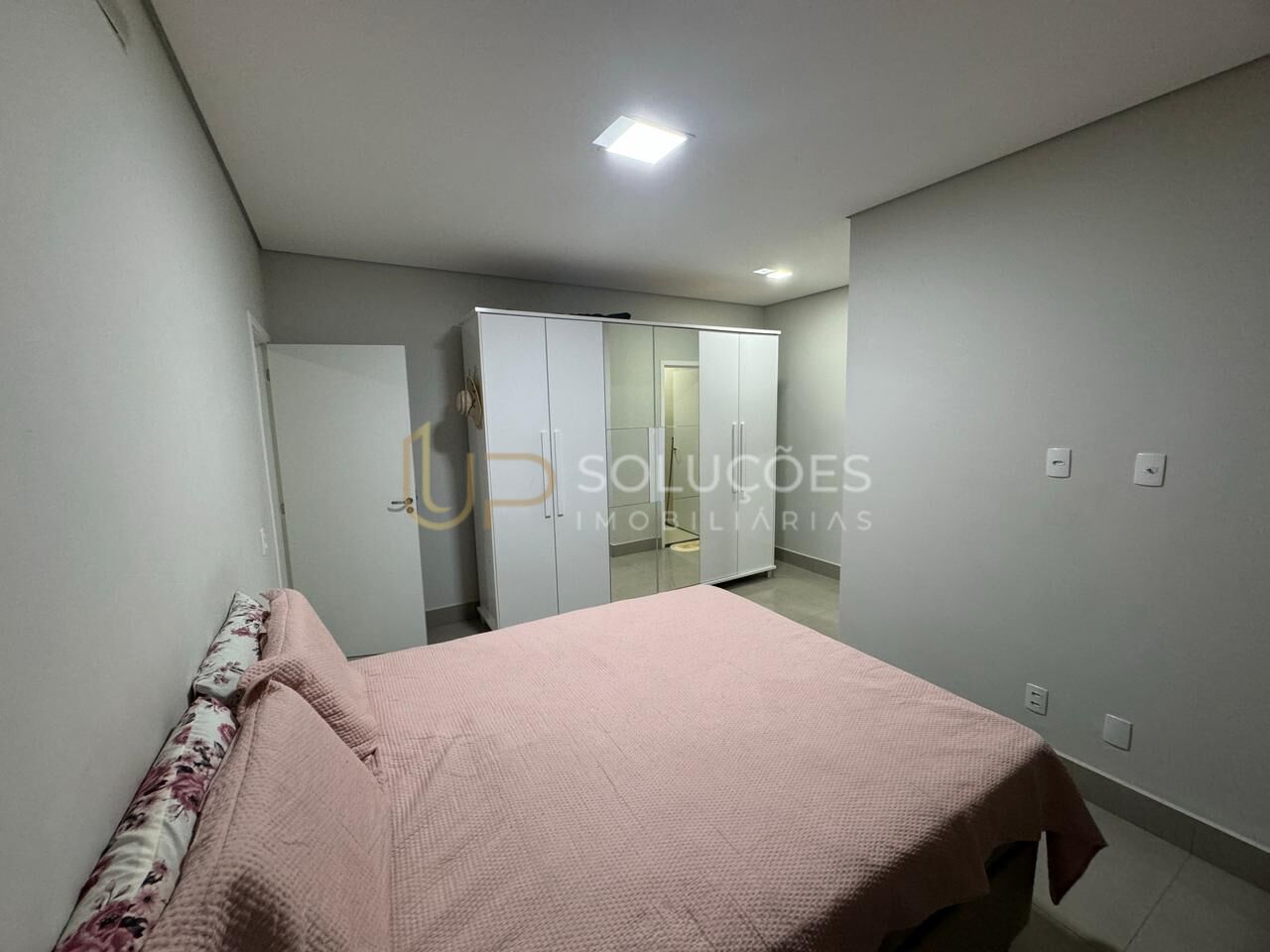 Casa de Condomínio à venda com 3 quartos, 183m² - Foto 11