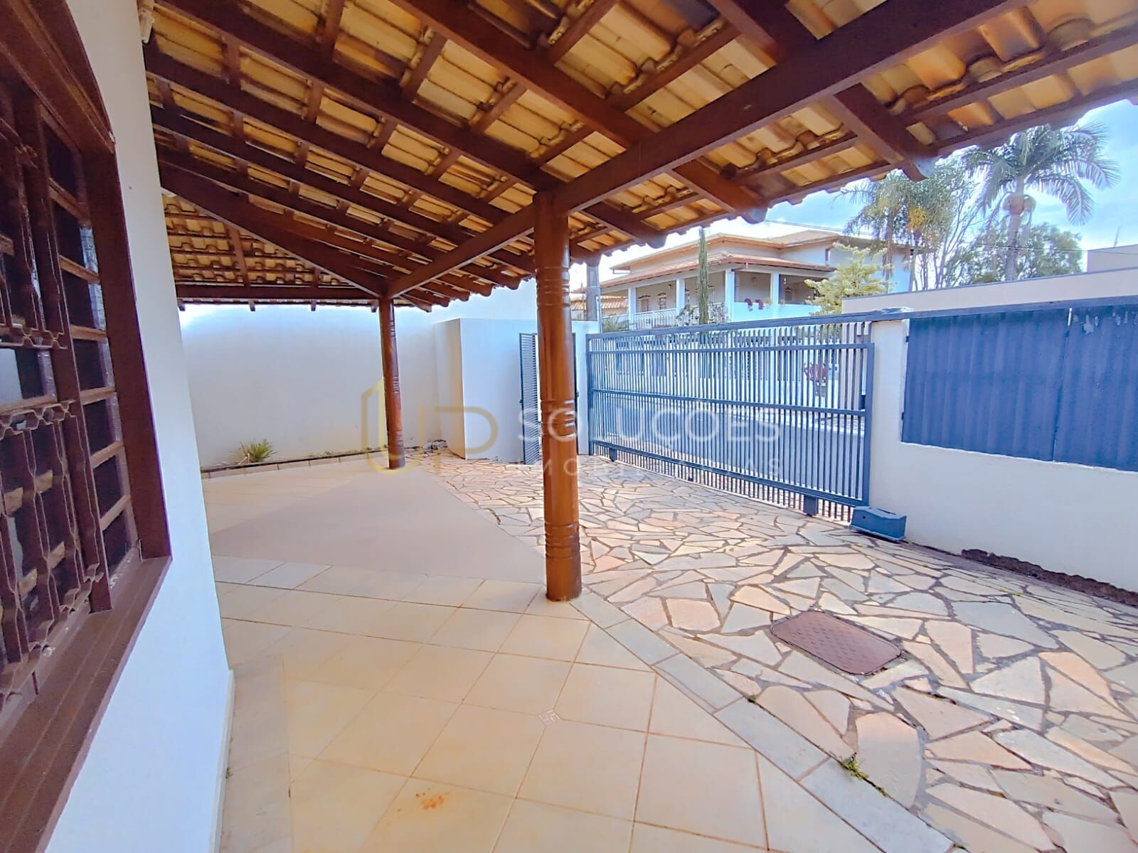 Casa, 3 quartos, 409 m² - Foto 1