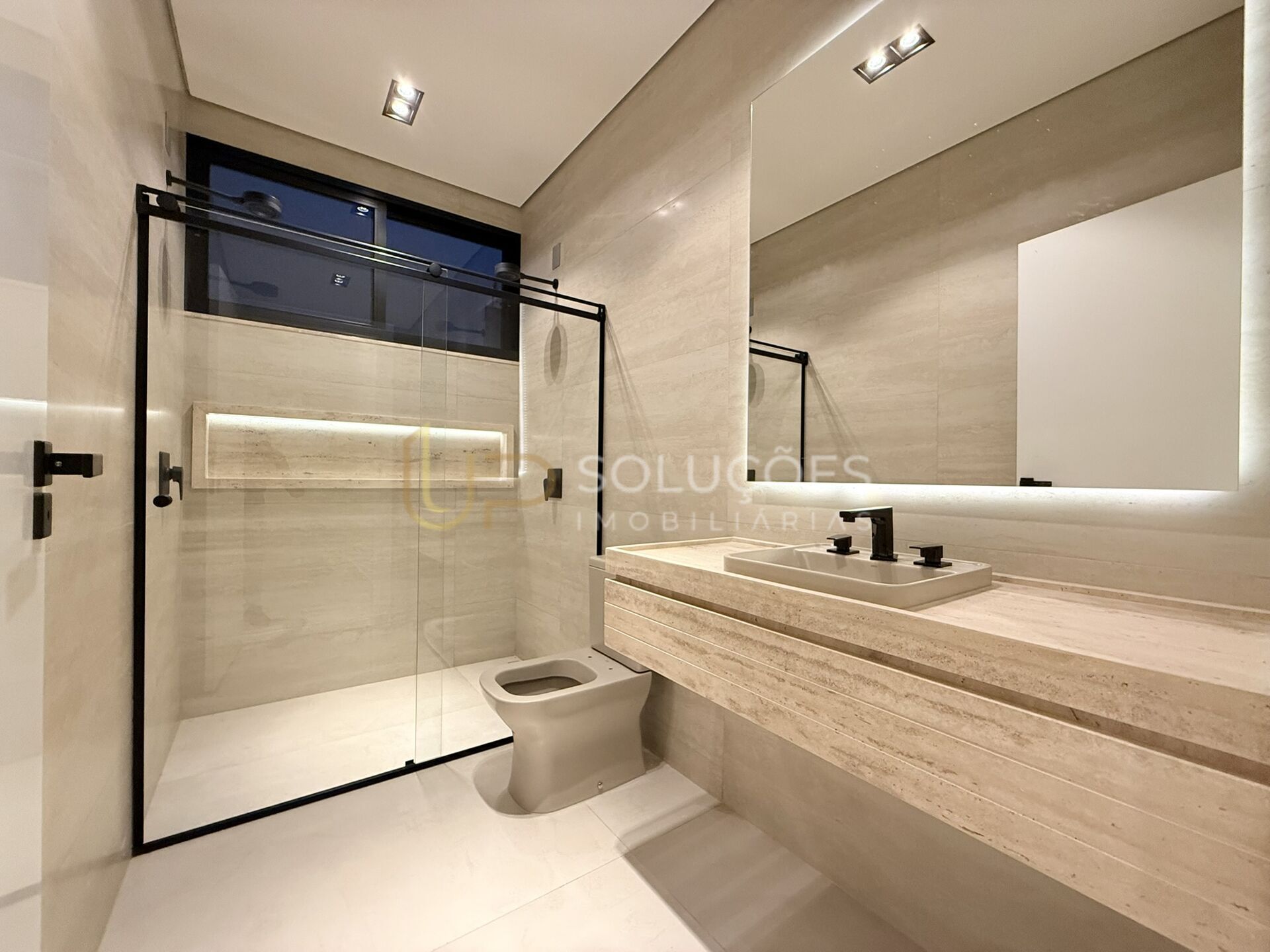 Casa de Condomínio à venda com 4 quartos, 219m² - Foto 14