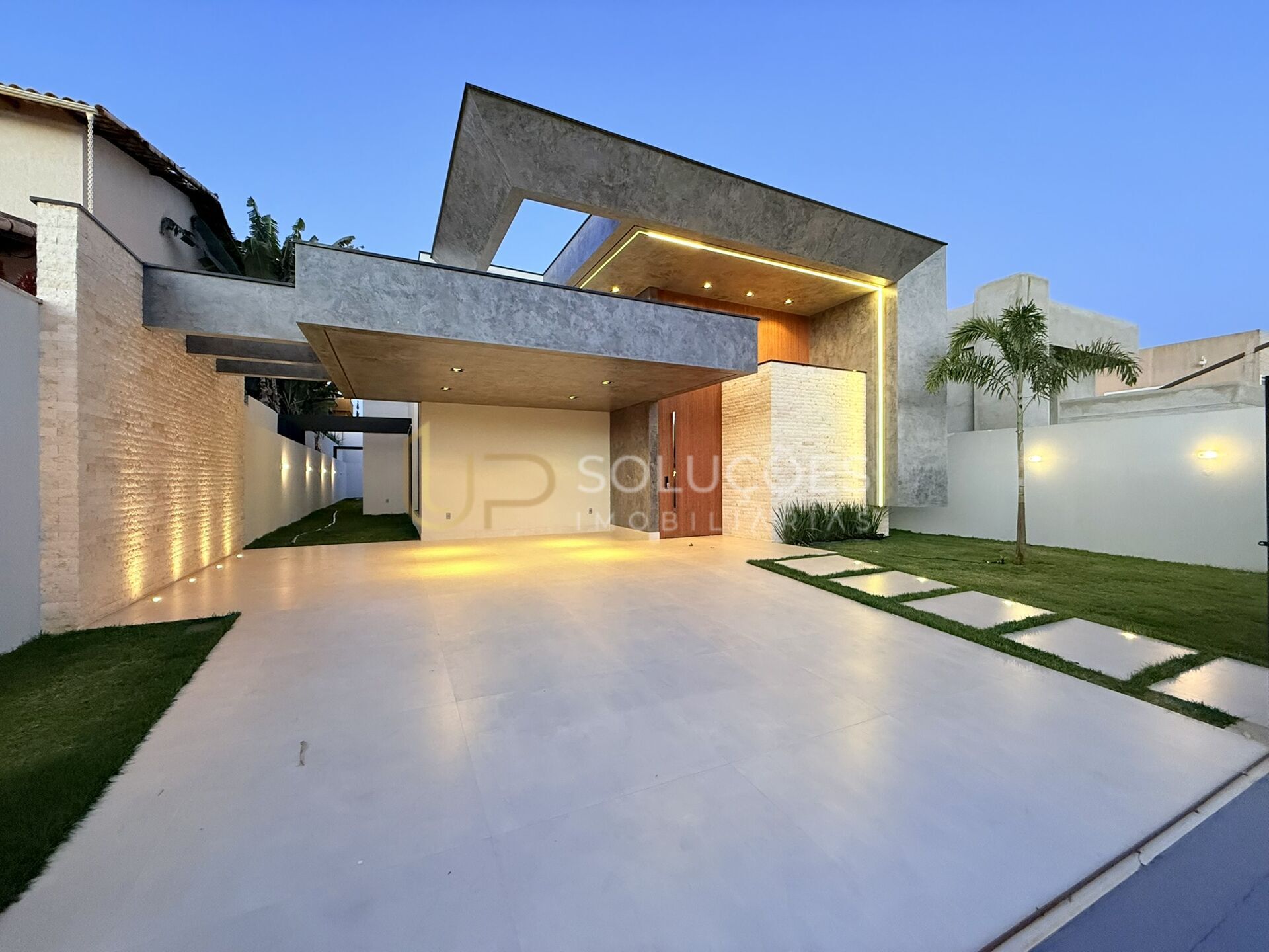 Casa de Condomínio à venda com 4 quartos, 219m² - Foto 3