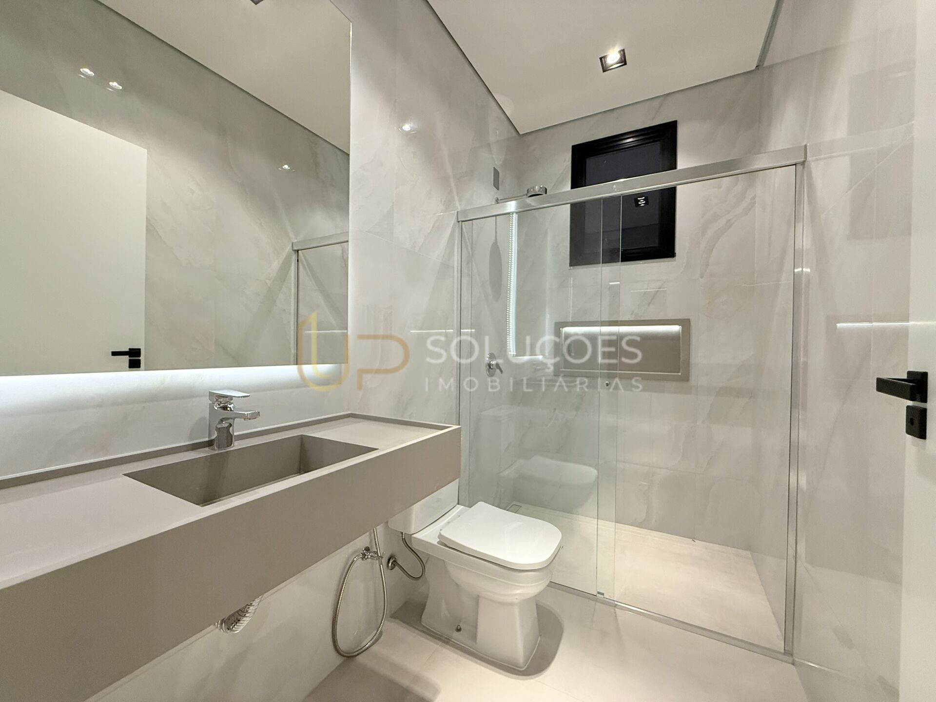 Casa de Condomínio à venda com 4 quartos, 219m² - Foto 19