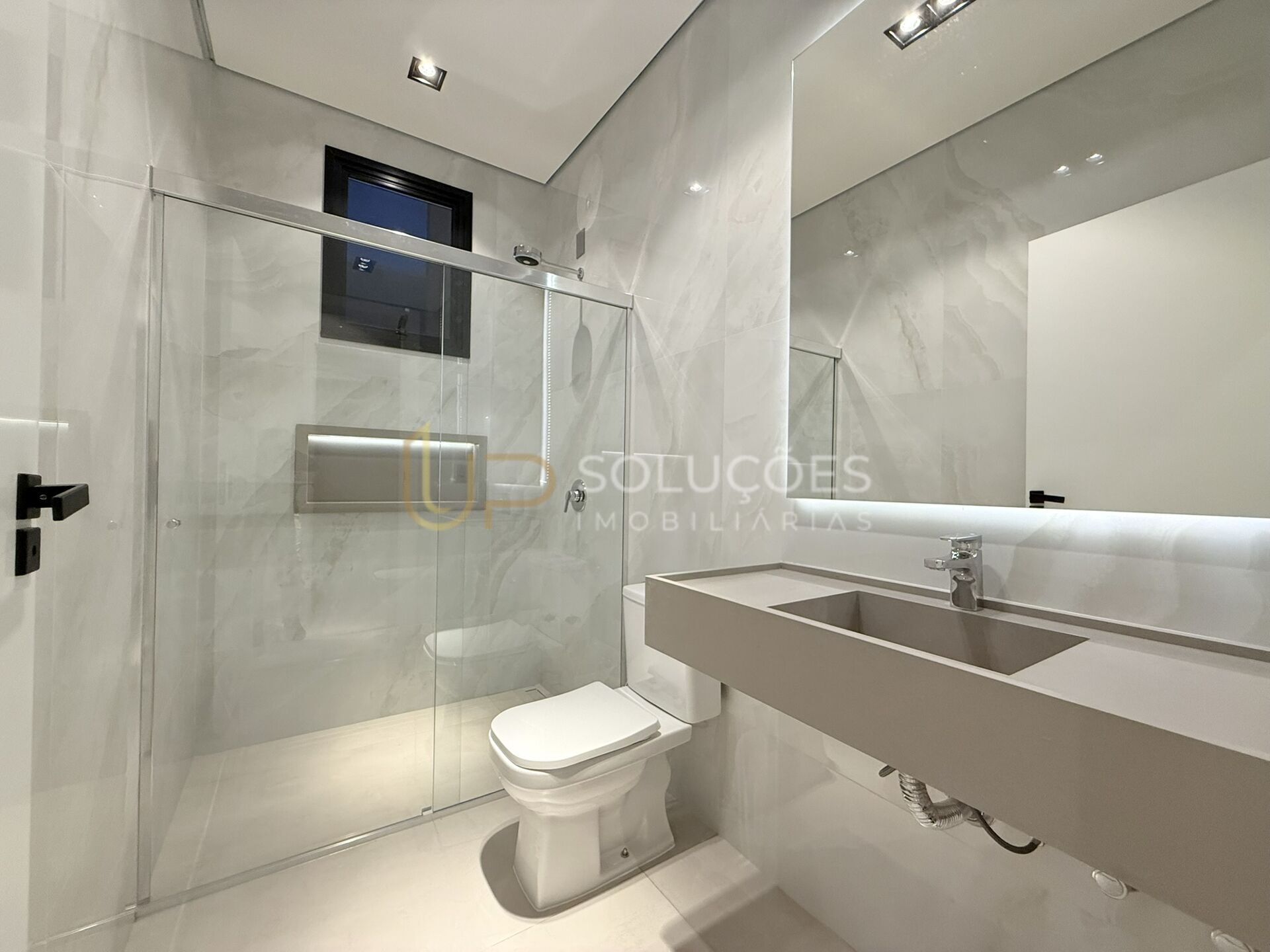 Casa de Condomínio à venda com 4 quartos, 219m² - Foto 16