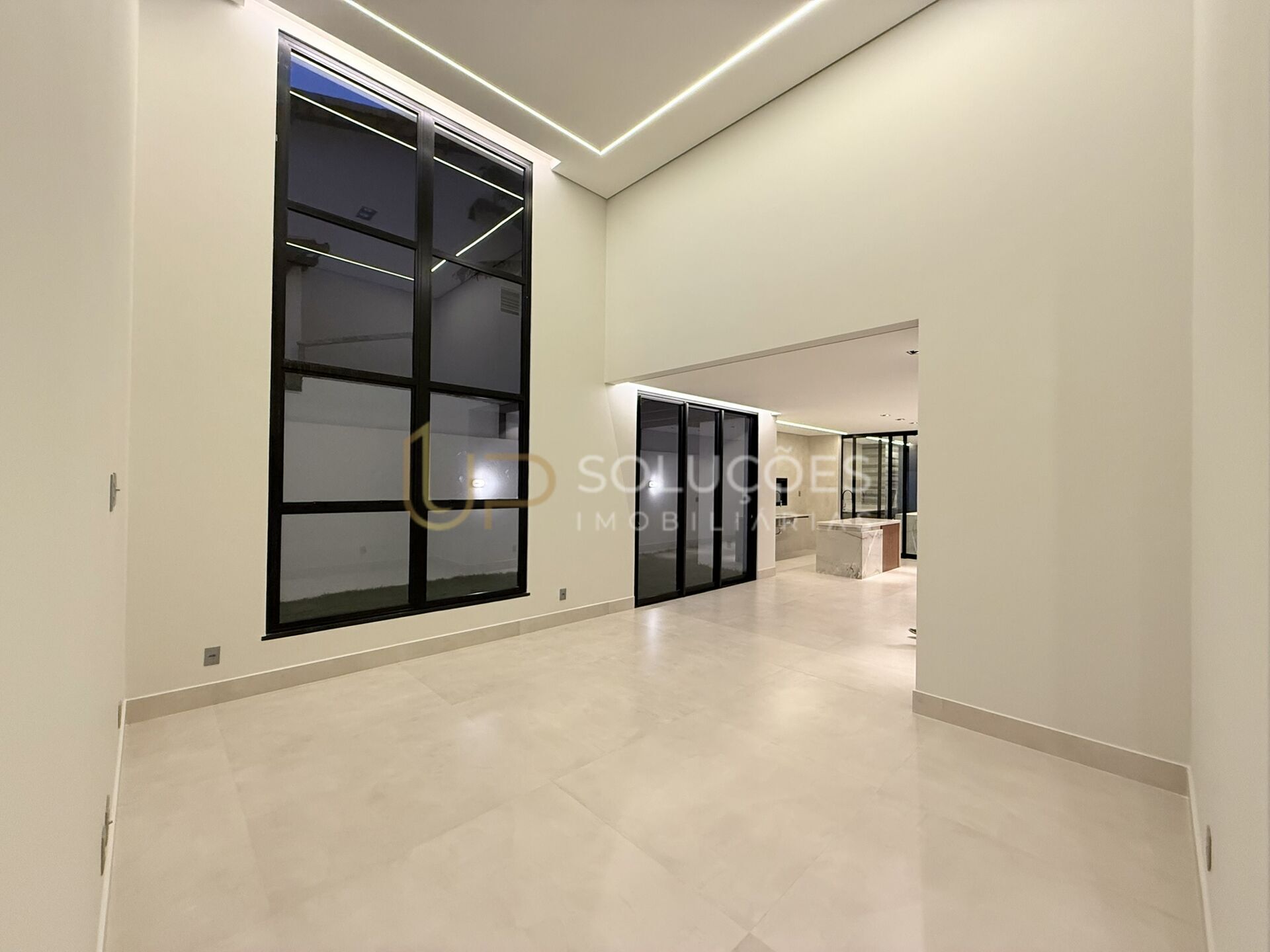 Casa de Condomínio à venda com 4 quartos, 219m² - Foto 7