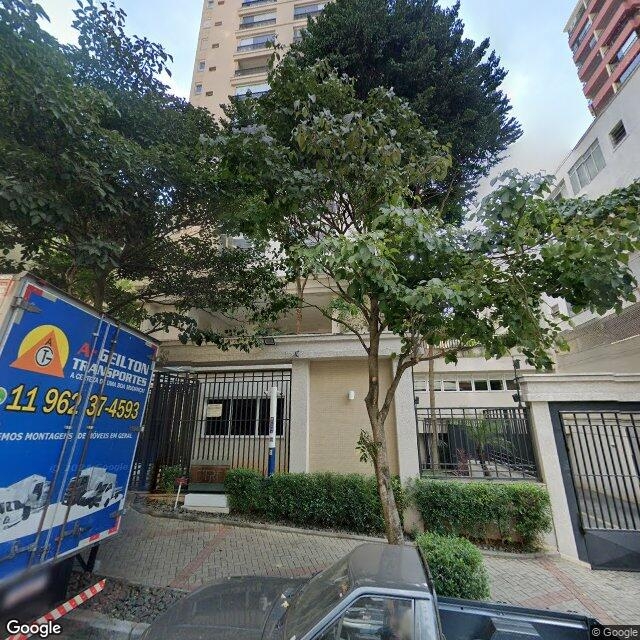 Imagem estática do "Street View" da localização