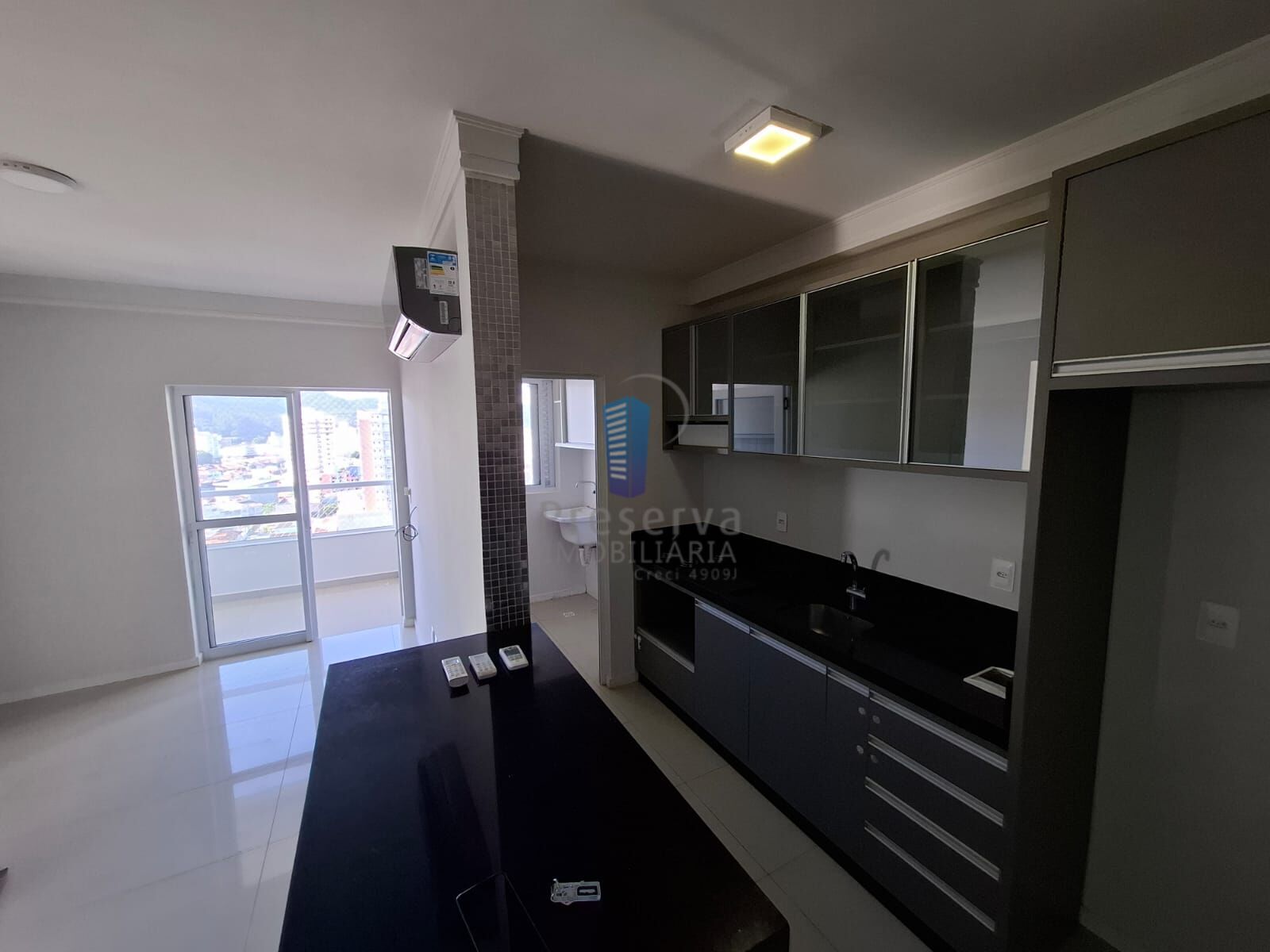 Apartamento para alugar com 2 quartos, 74m² - Foto 11