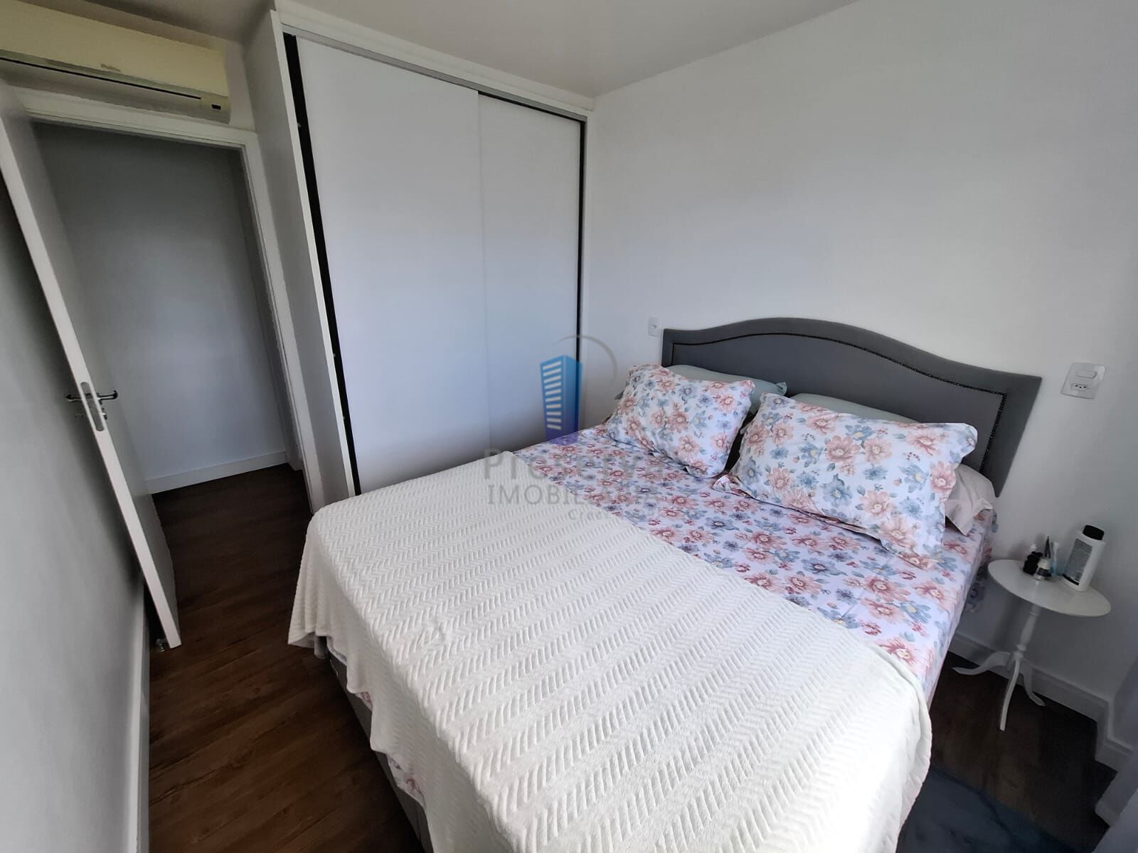 Apartamento à venda com 2 quartos, 48m² - Foto 12