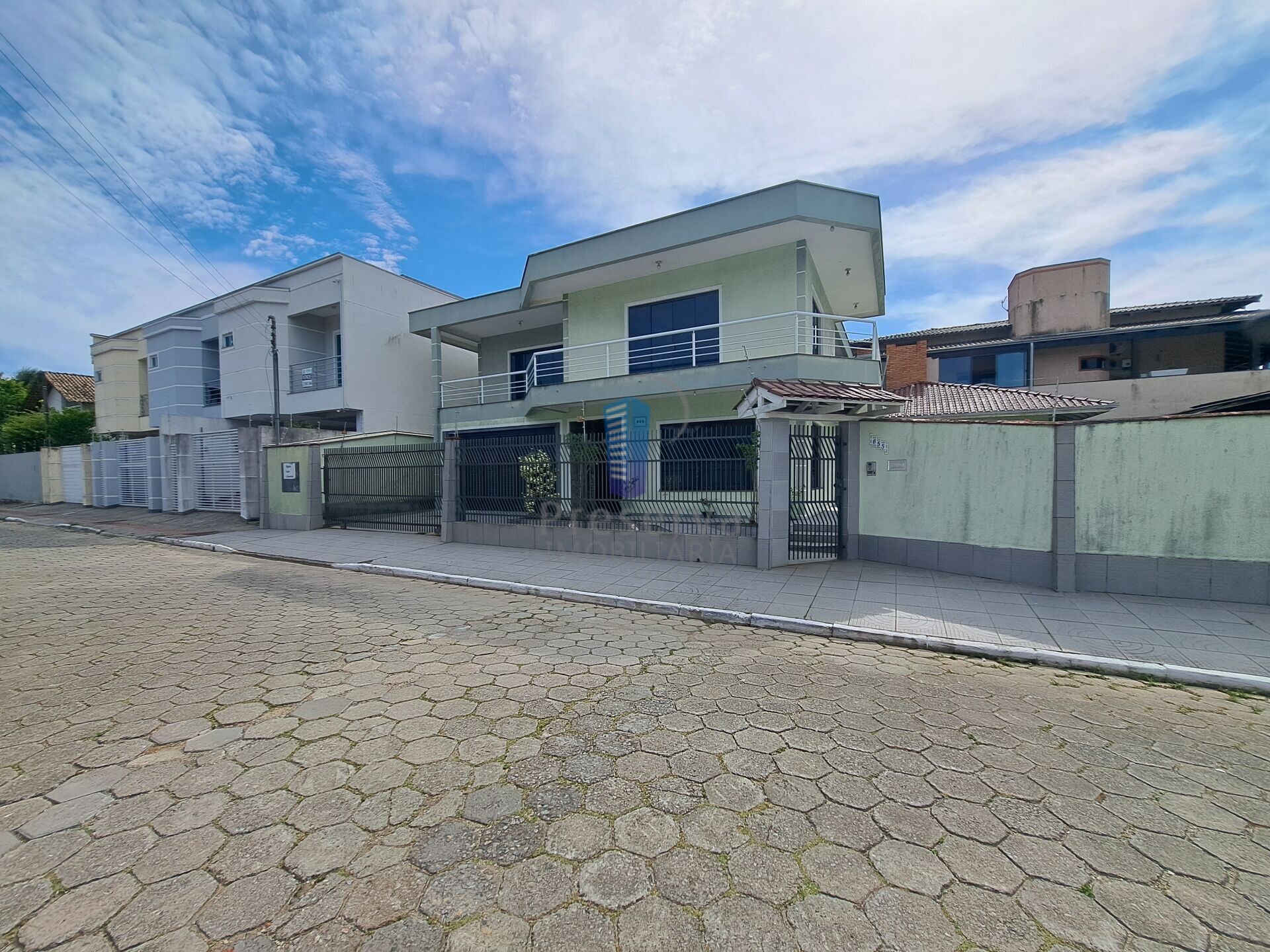 Casa para alugar com 3 quartos, 435m² - Foto 40