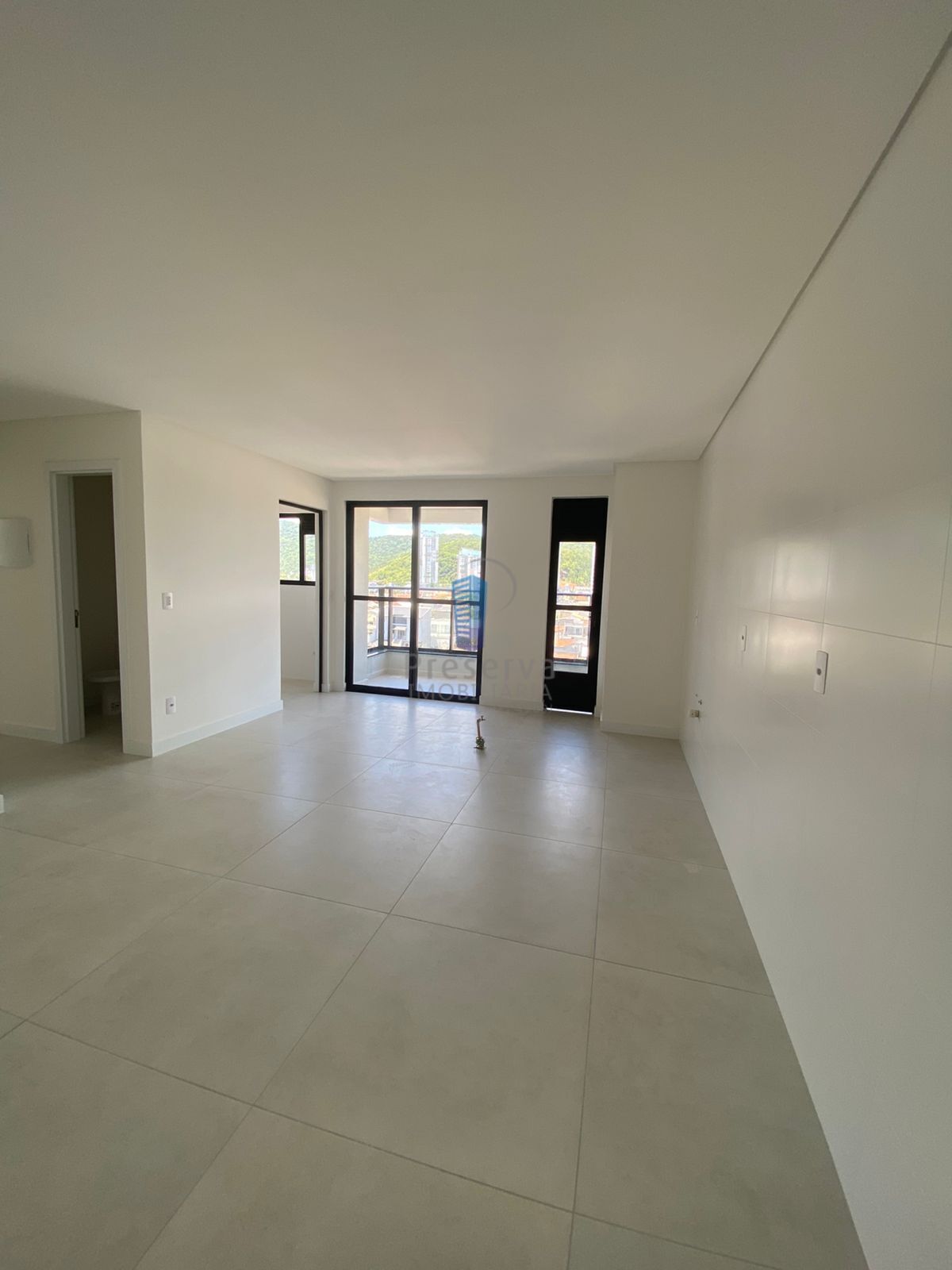 Apartamento à venda com 2 quartos, 73m² - Foto 9