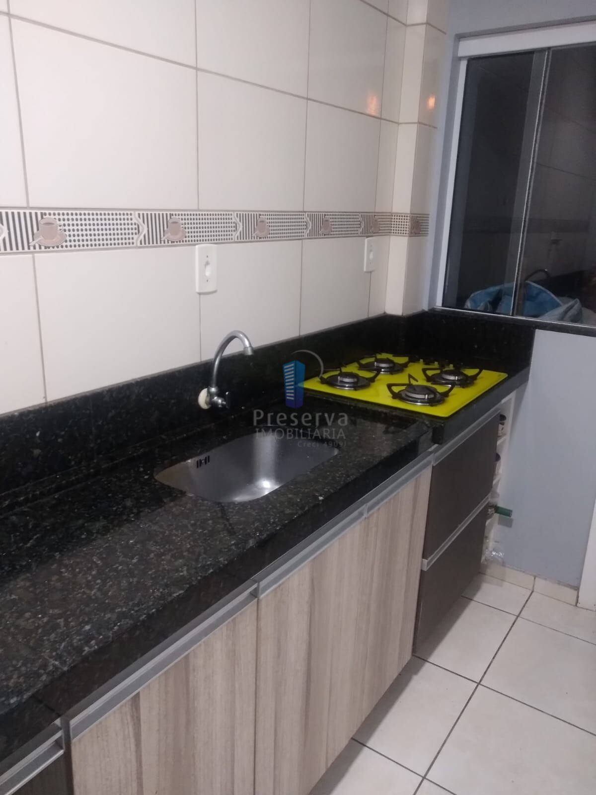 Apartamento à venda com 2 quartos, 73m² - Foto 4